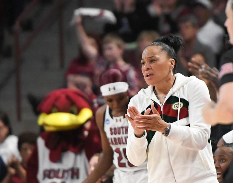 Dawn Staley’s South Carolina Set to Battle North Carolina And Virginia for 4-Star Phenom’s Commitment