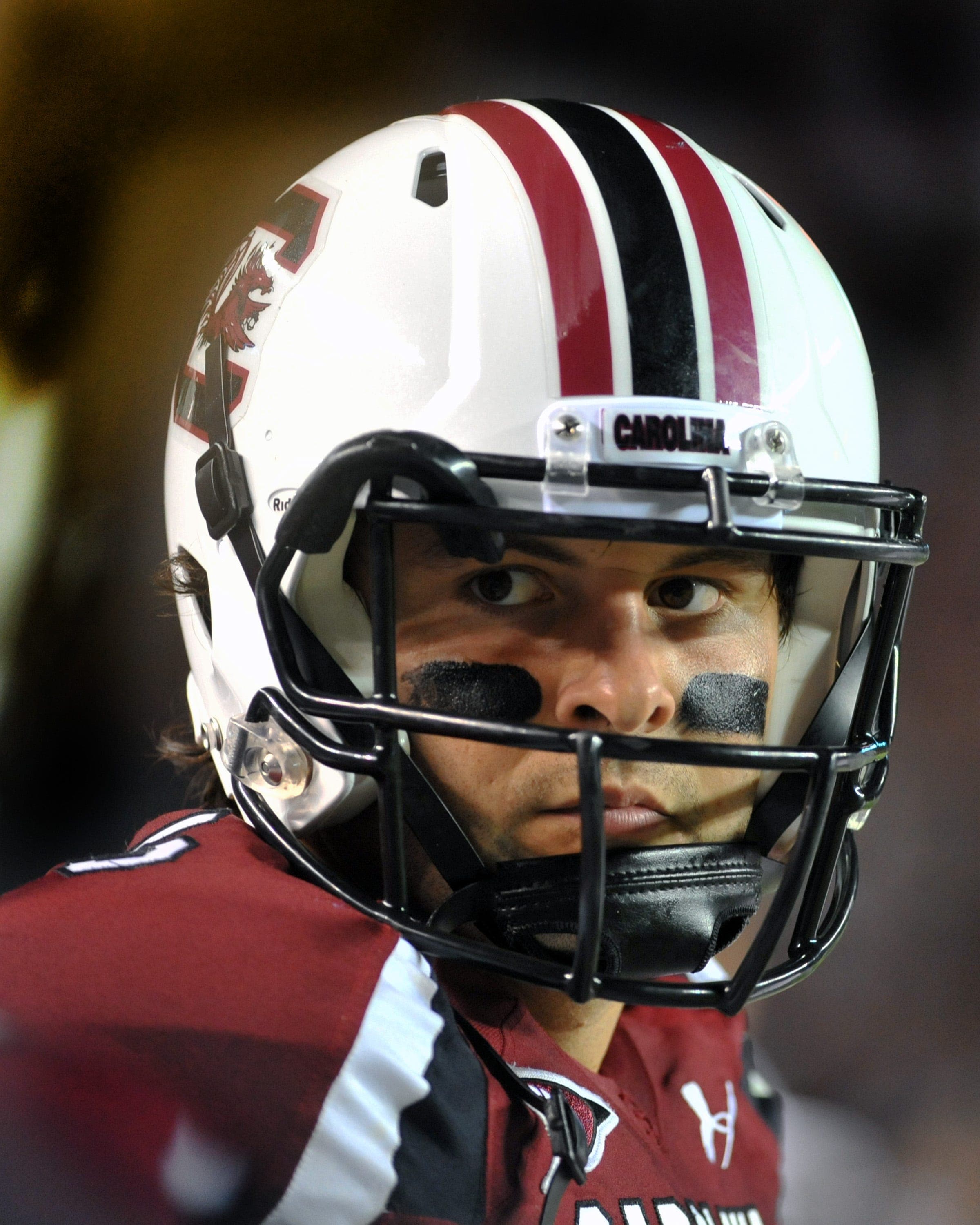 Fans rally behind former South Carolina QB after cancer diagnosis