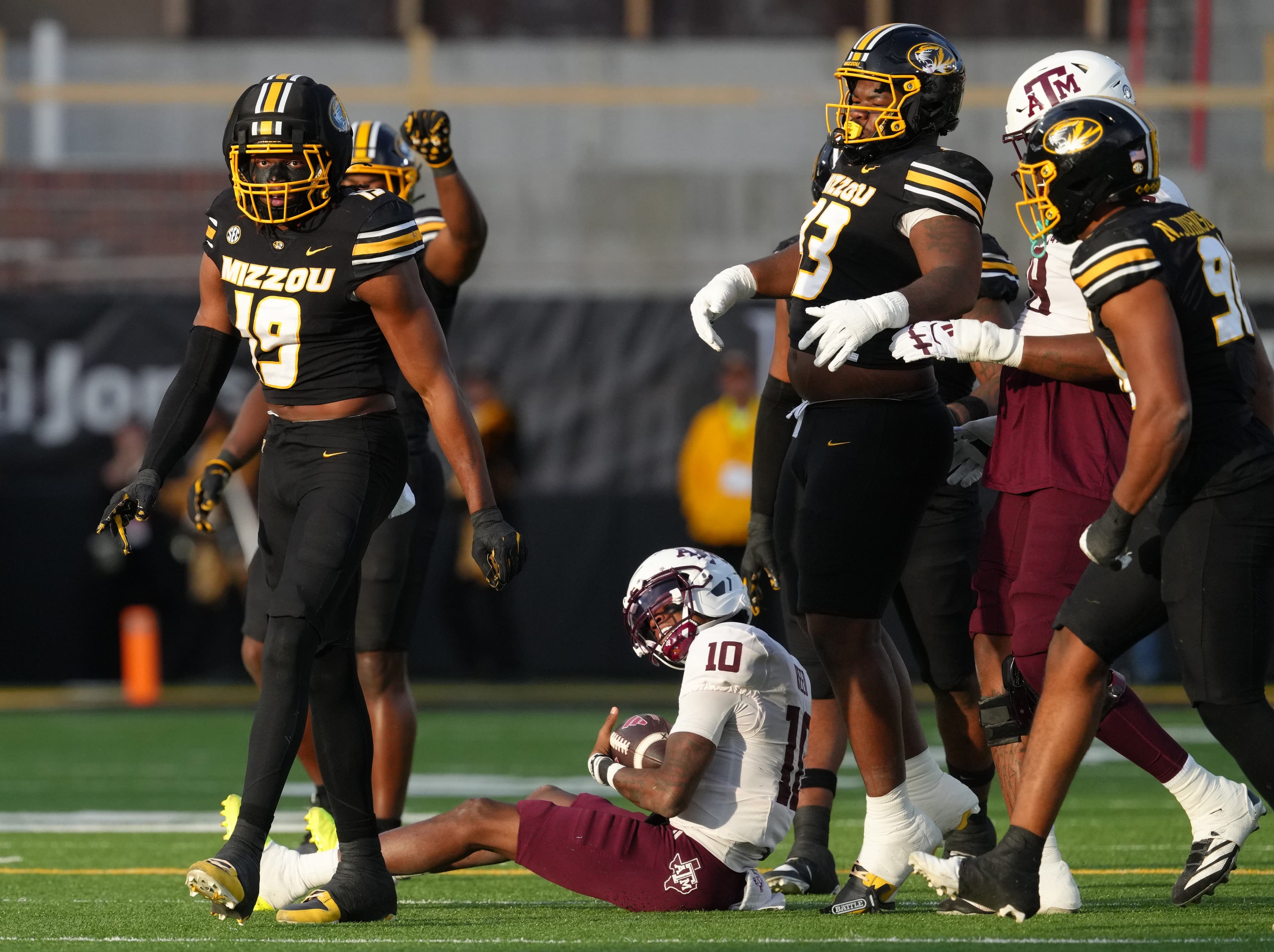 Post-spring Missouri football 2026 defensive depth chart projection