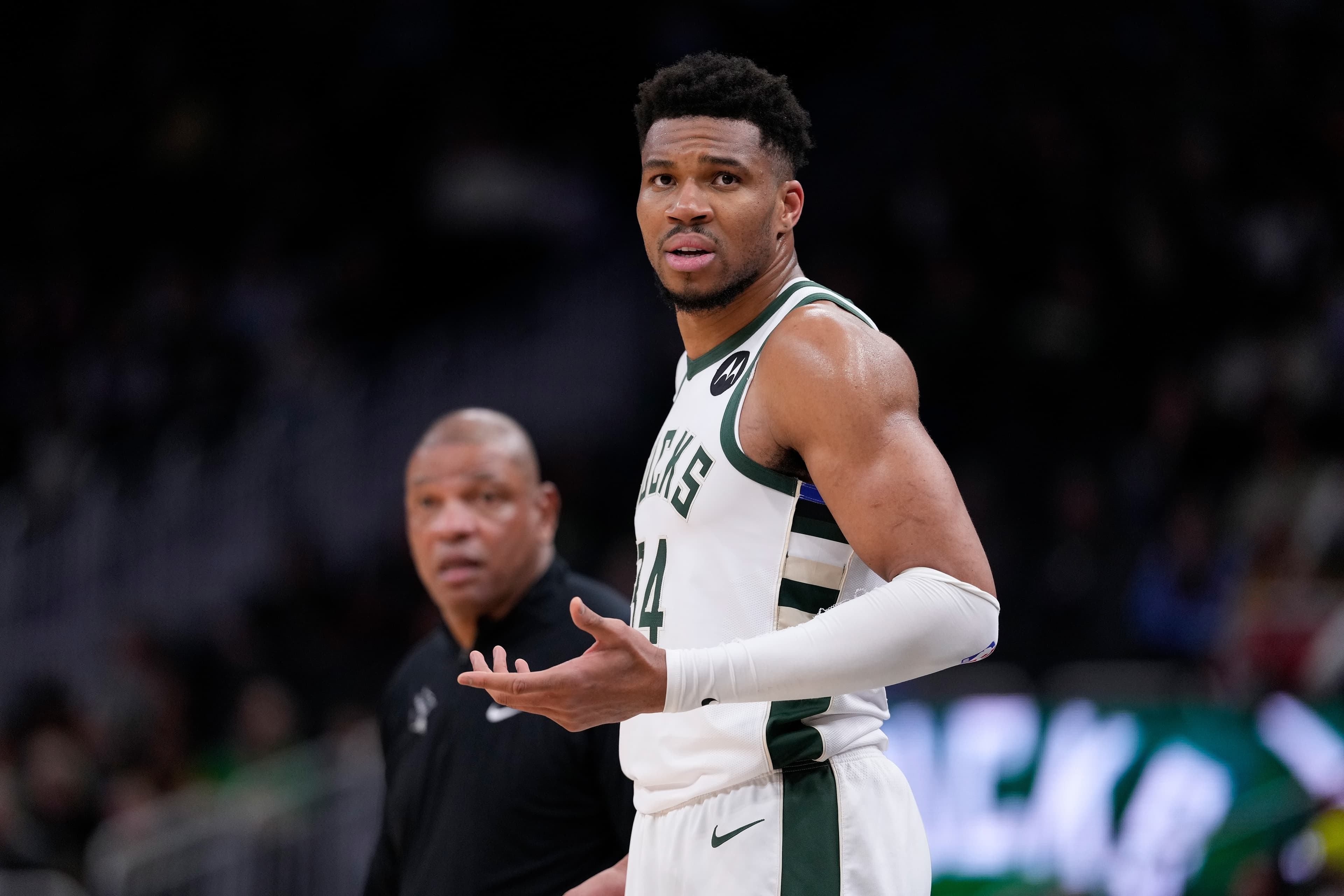 Bucks' Decision to Sit Giannis Reportedly Cost Him a Nike Bonus