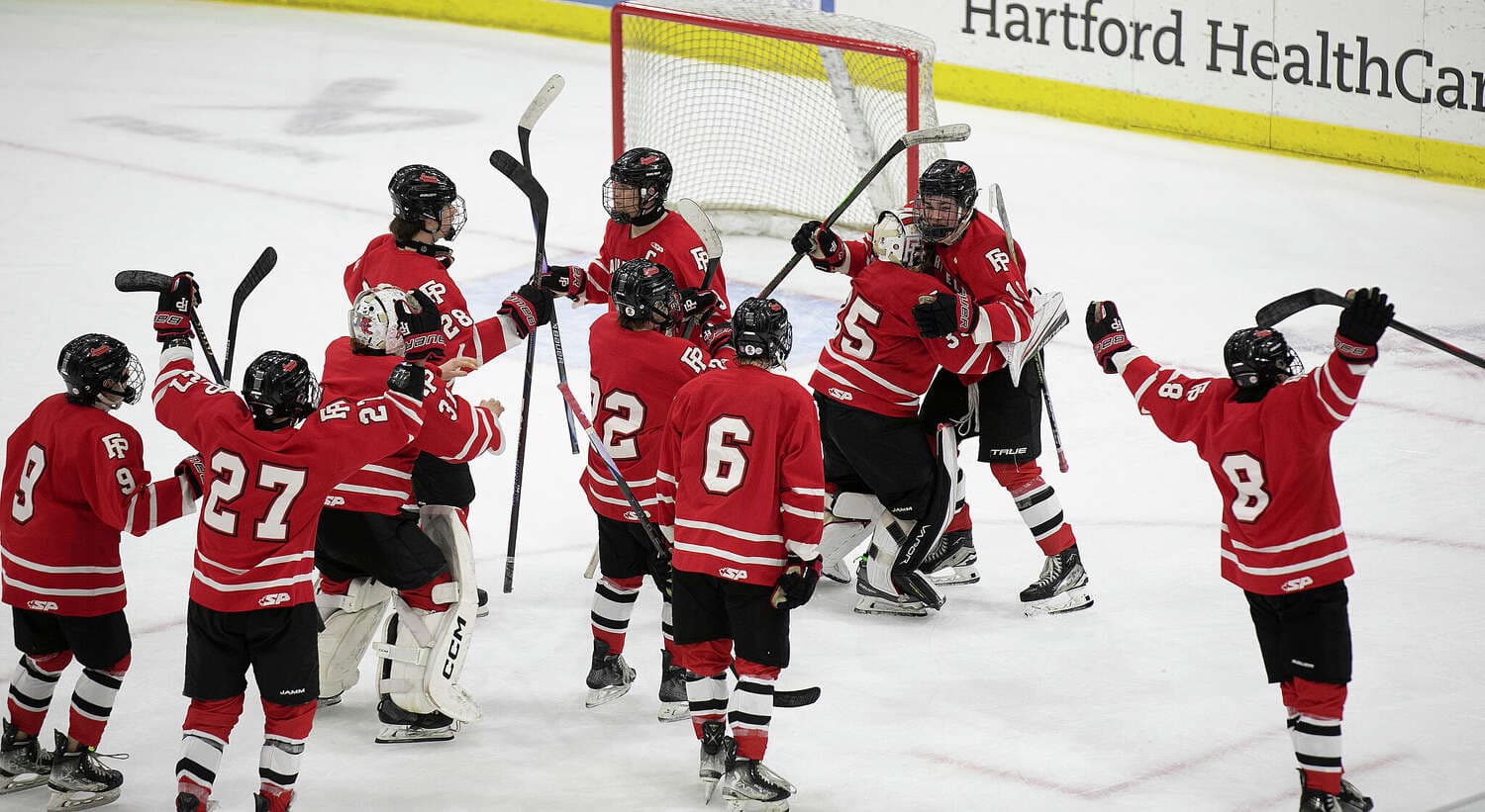 Connor Driscoll's late goal sends Fairfield Prep to D-I boys hockey final against New Canaan