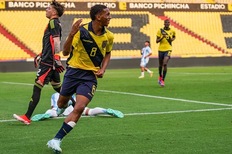 Future Arsenal twins star at South American u17 Championship