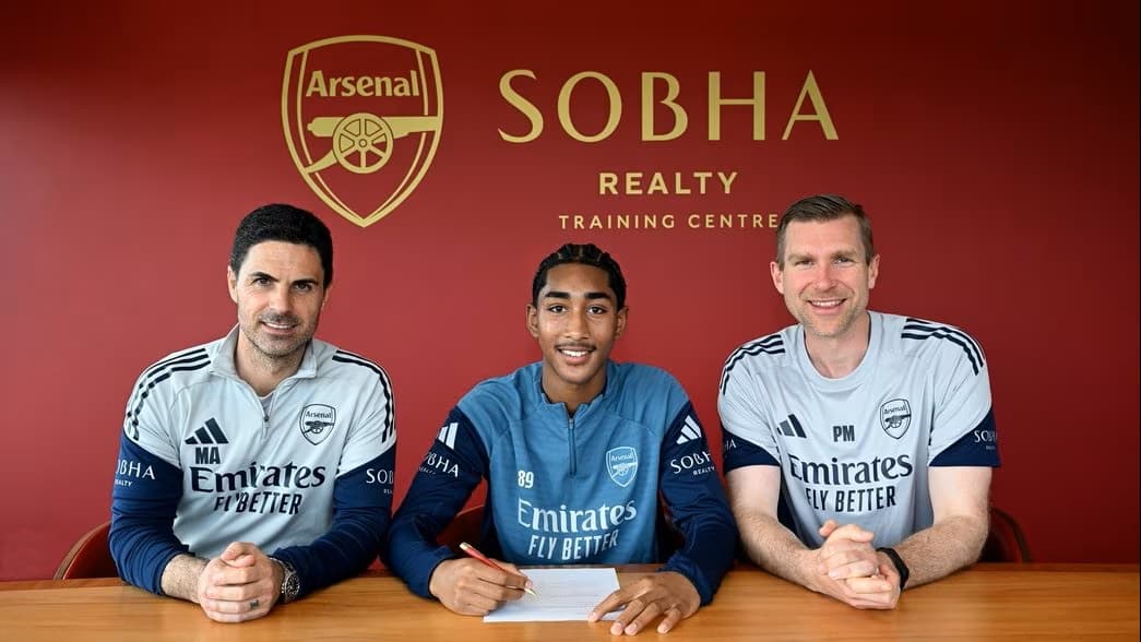 Top Arsenal talent commits to new contract