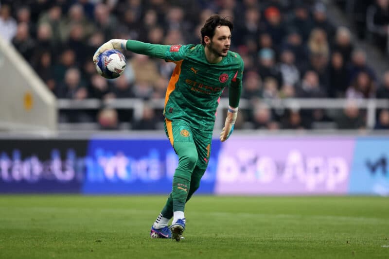 Guardiola confirms City keeper v Arsenal in final