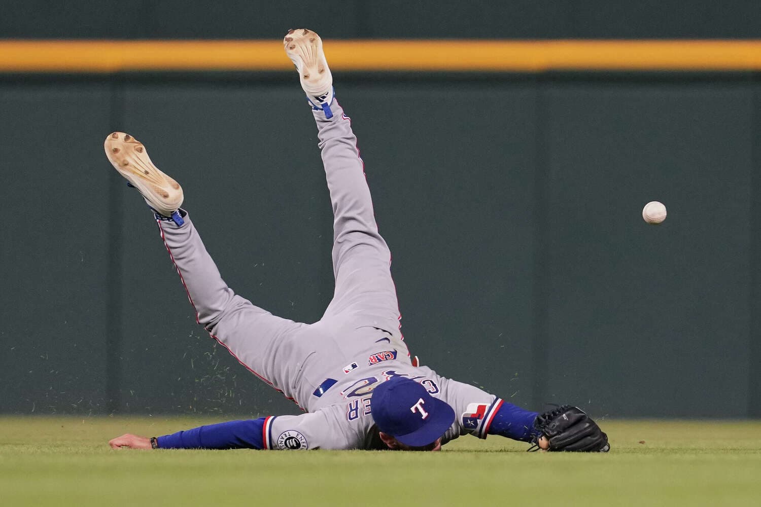 What's up with the Rangers' defense? Continuing trend helps cost Texas series vs. Detroit