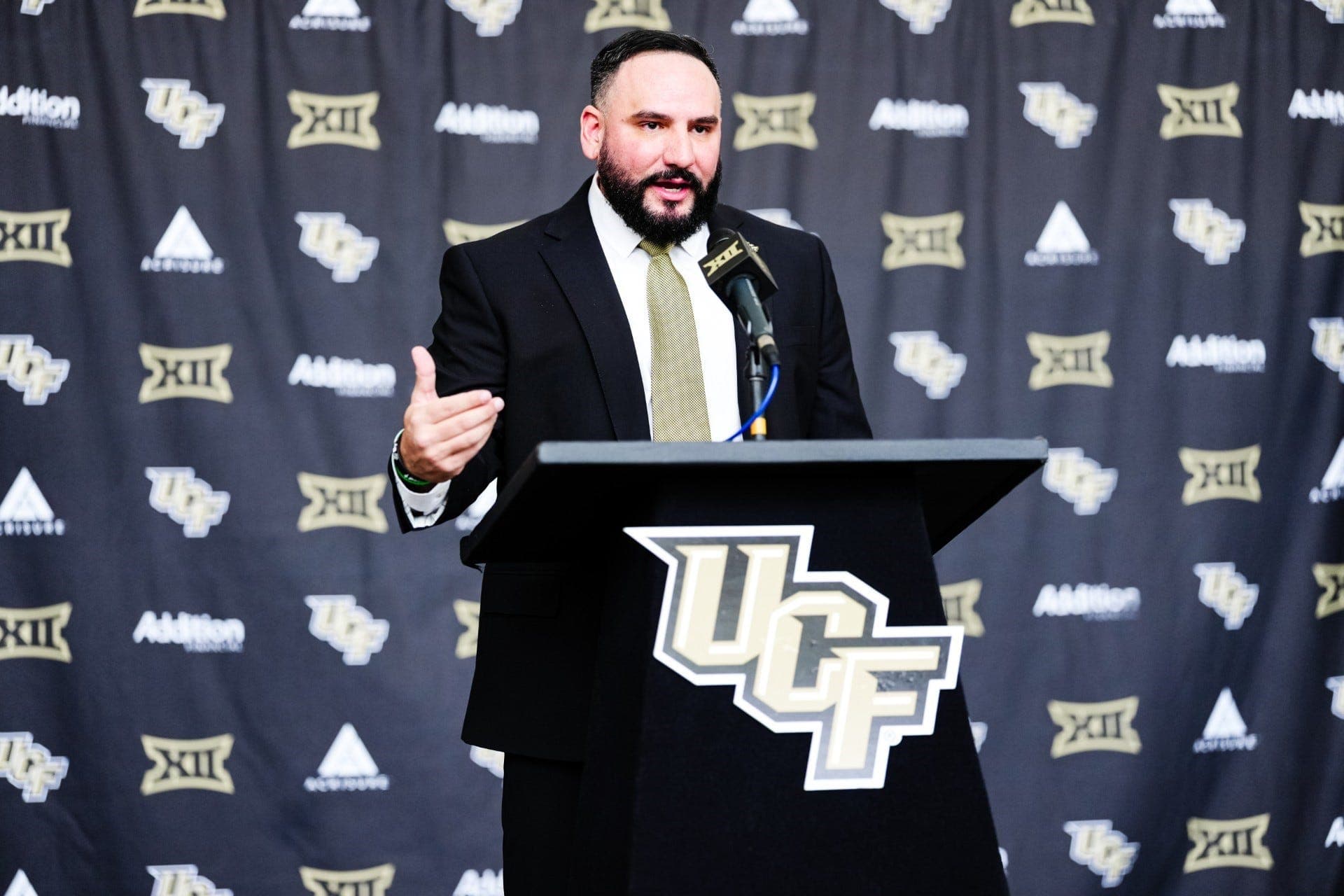 UCF introduces Gabe Lazo as women's basketball coach: 5 things to know