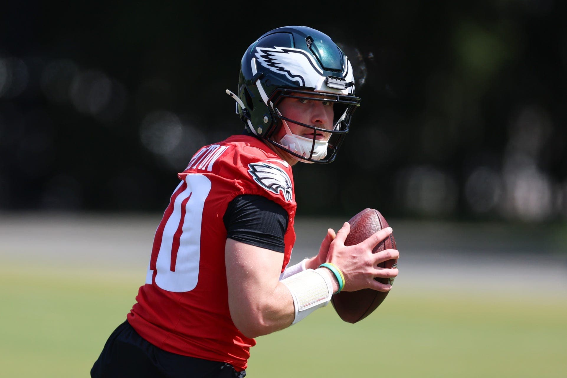 How Eagles rookie can upend QB room behind Jalen Hurts, cause a trade