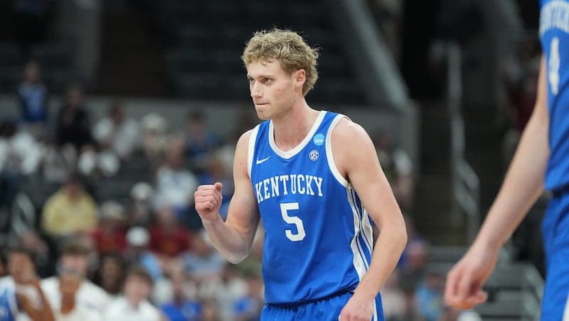 Kentucky guard Collin Chandler is transferring to BYU