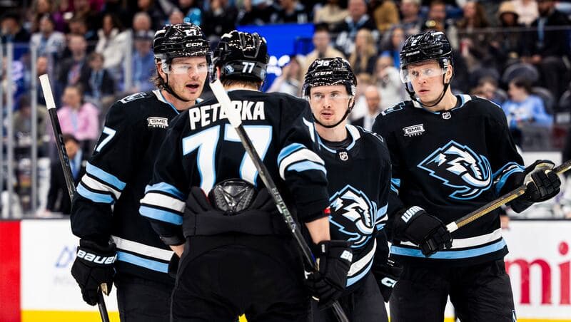 Utah Mammoth Takes Charge in Postseason Action!