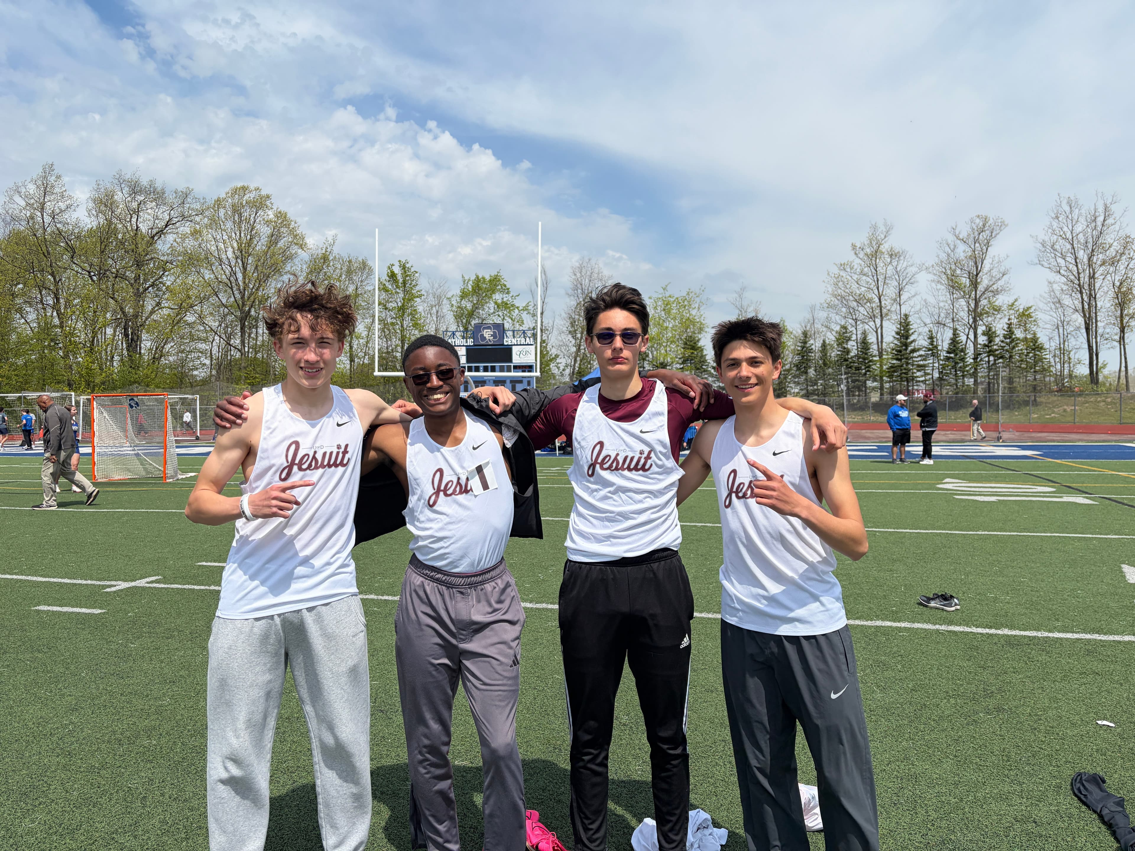 New U-D Jesuit relay team sets records in league meet