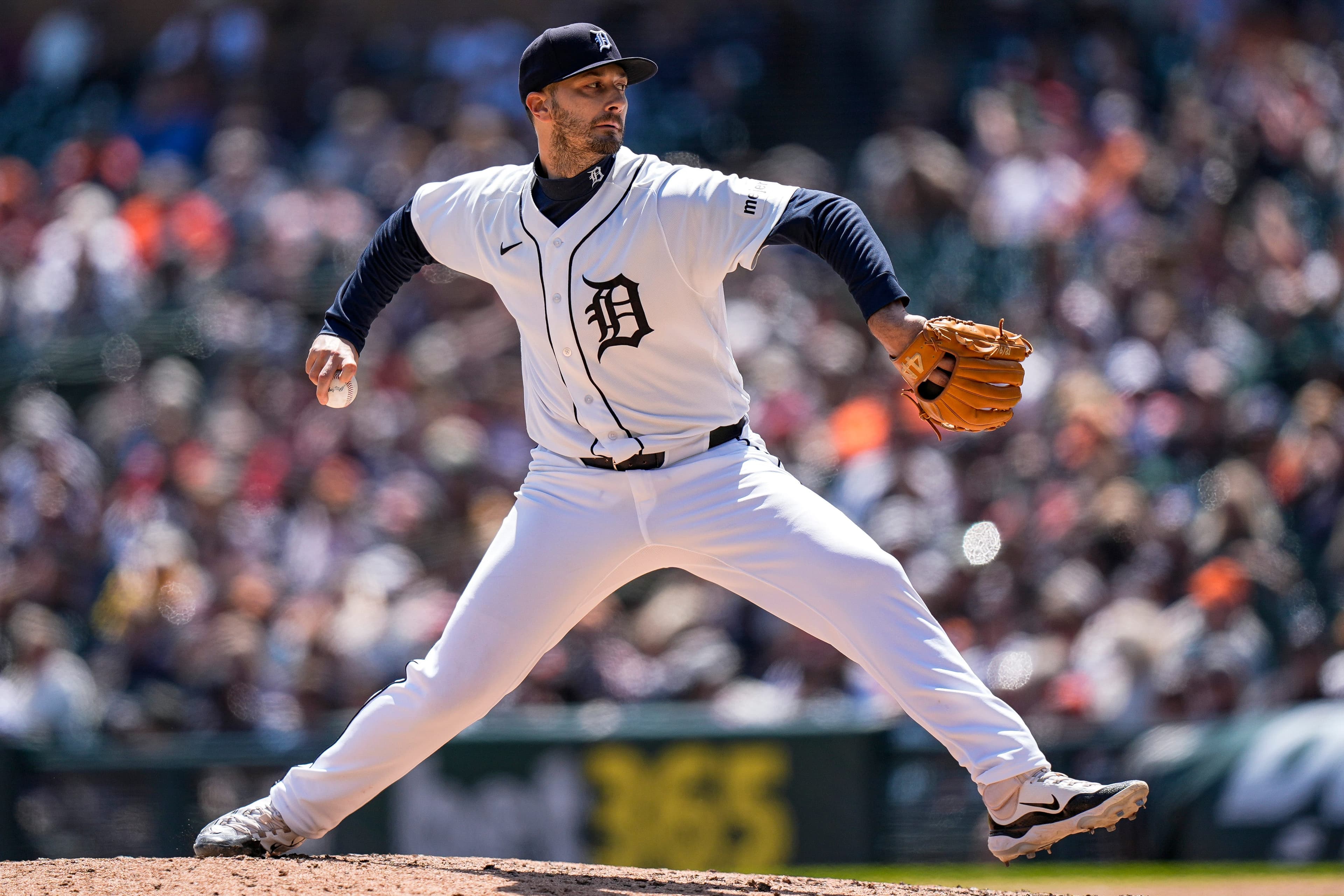 Detroit Tigers reliever Burch Smith sidelined with shoulder injury