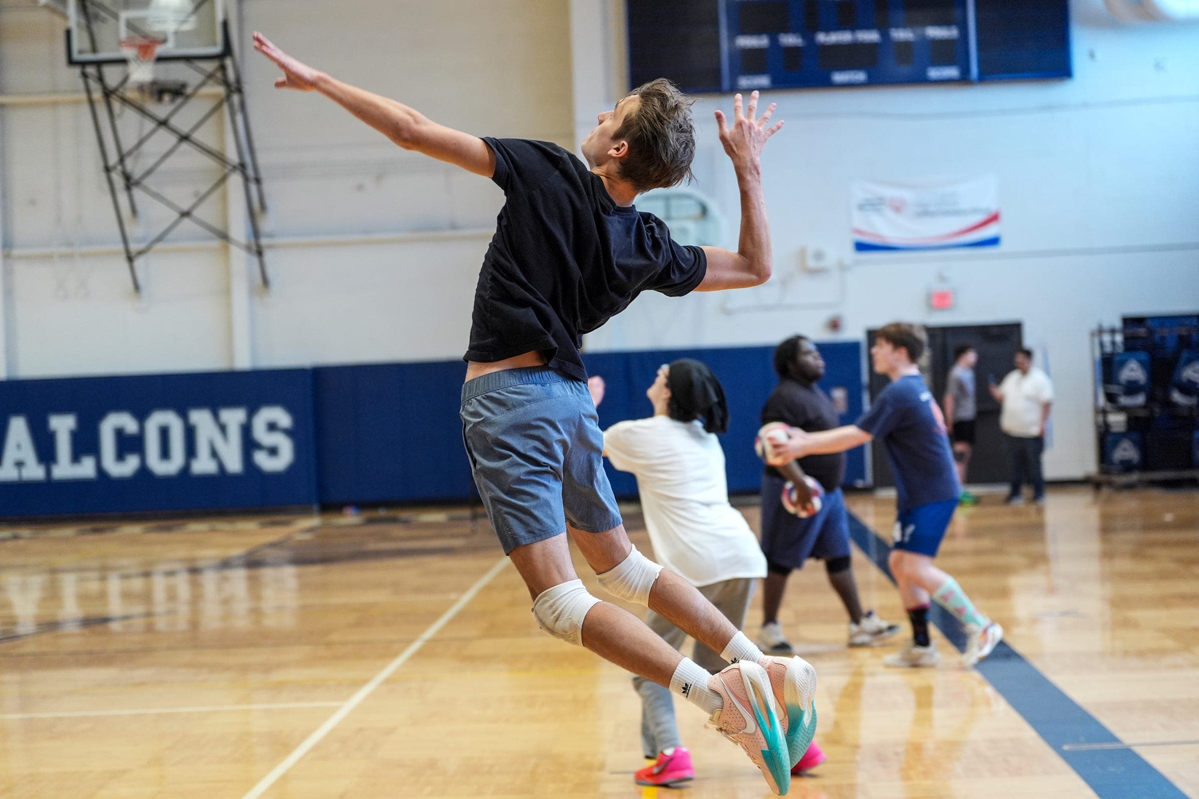 Boys volleyball 'engulfing local areas' as newest MHSAA sport