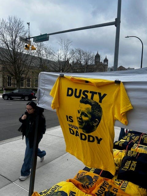 Michigan basketball celebrates championship with parade: Live updates