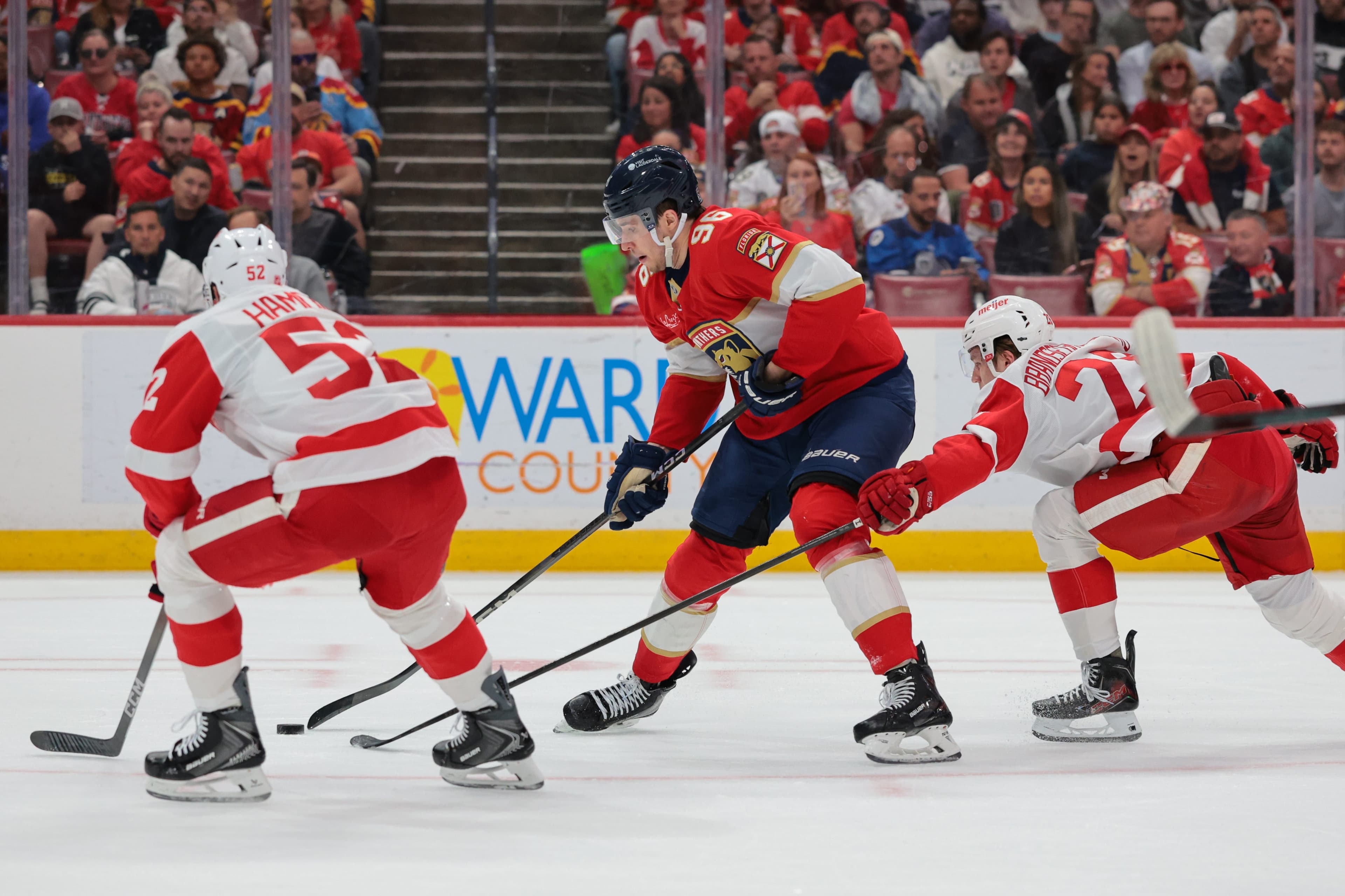 Todd McLellan offers scathing review of Red Wings' final performance
