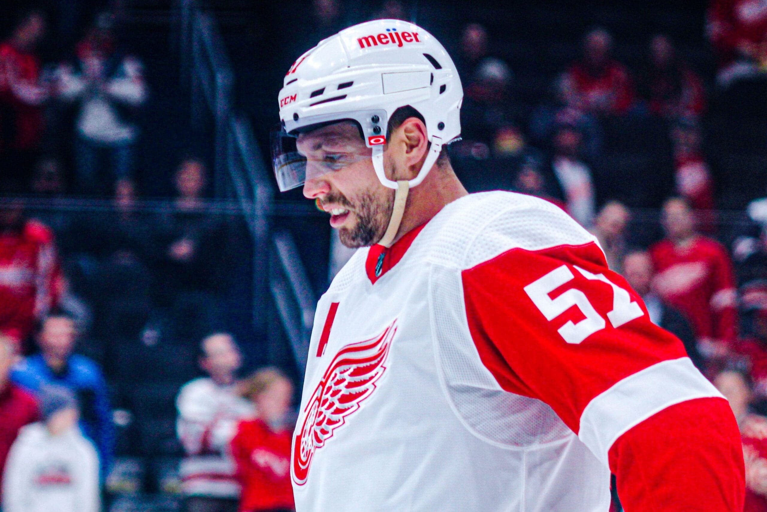 Red Wings Fall to Rangers