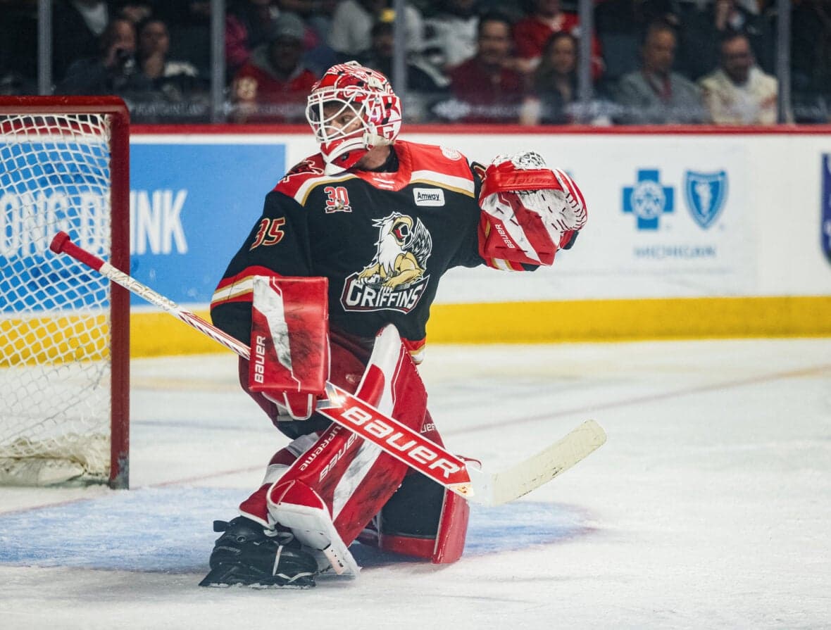 Griffins Look To Close Out Moose