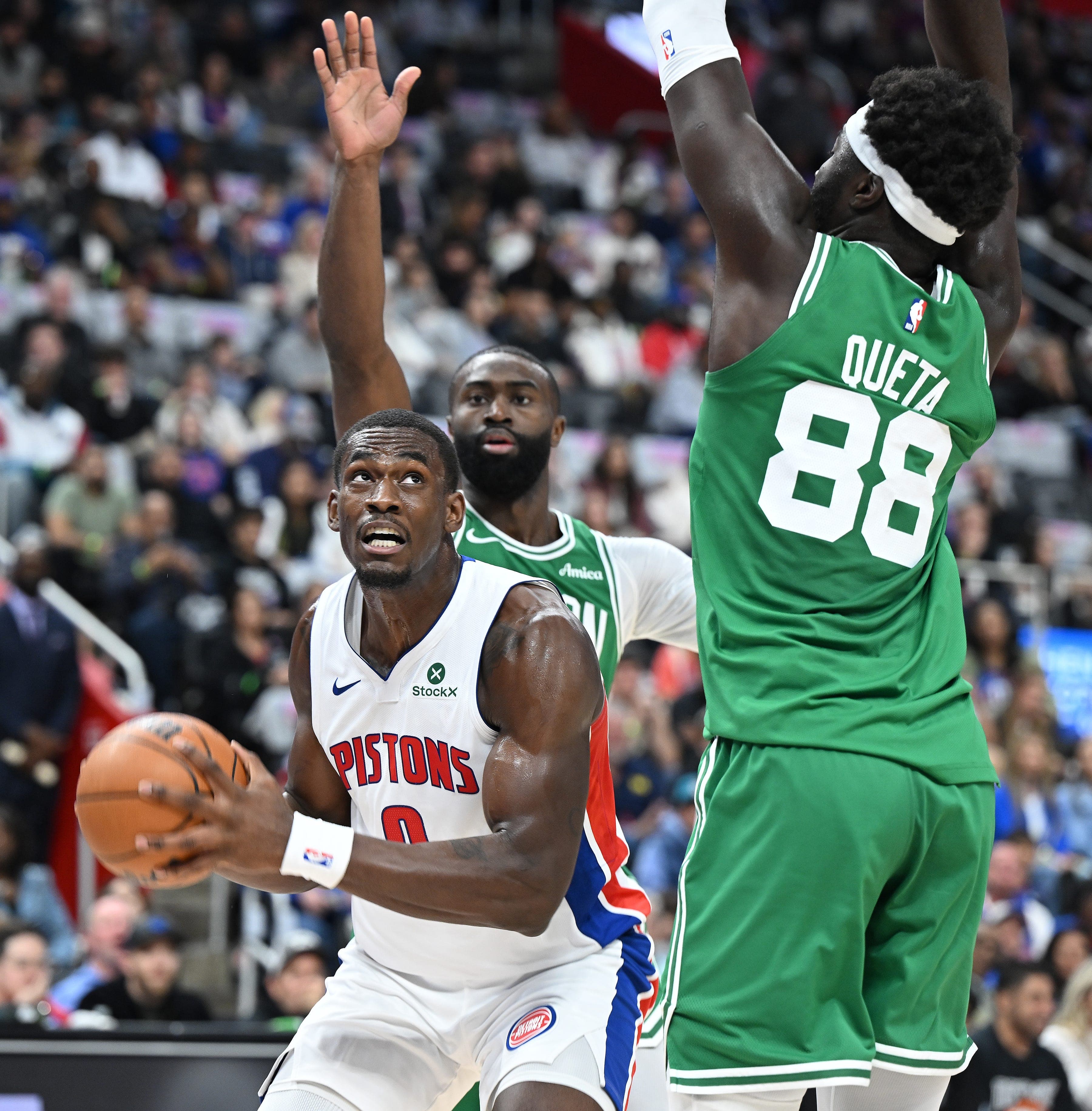 Pistons can clinch No. 1 seed with one more loss by rival