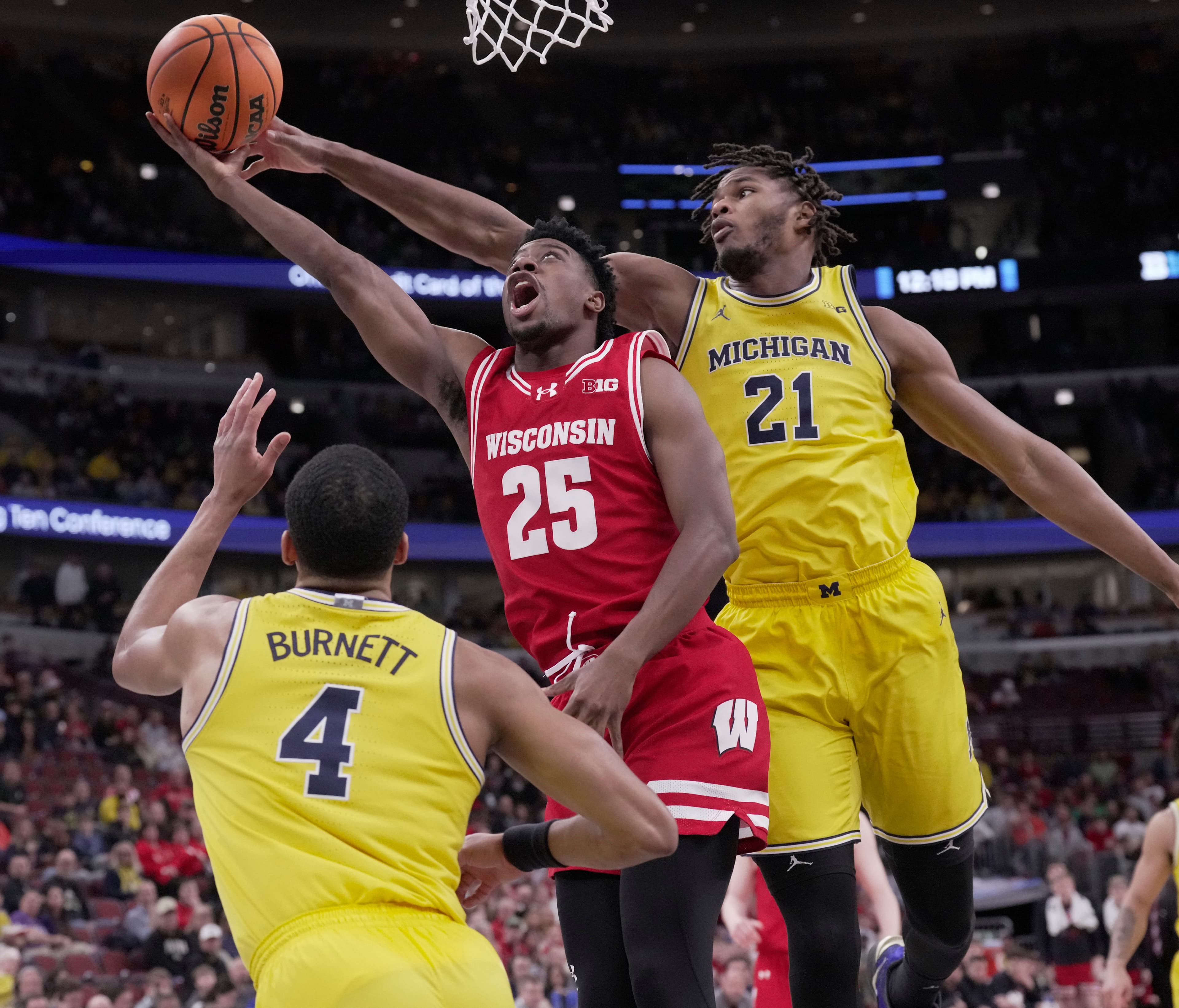 Lindsey Loanbed Lights Up The Court In Michigan's Thrilling Semifinal Victory