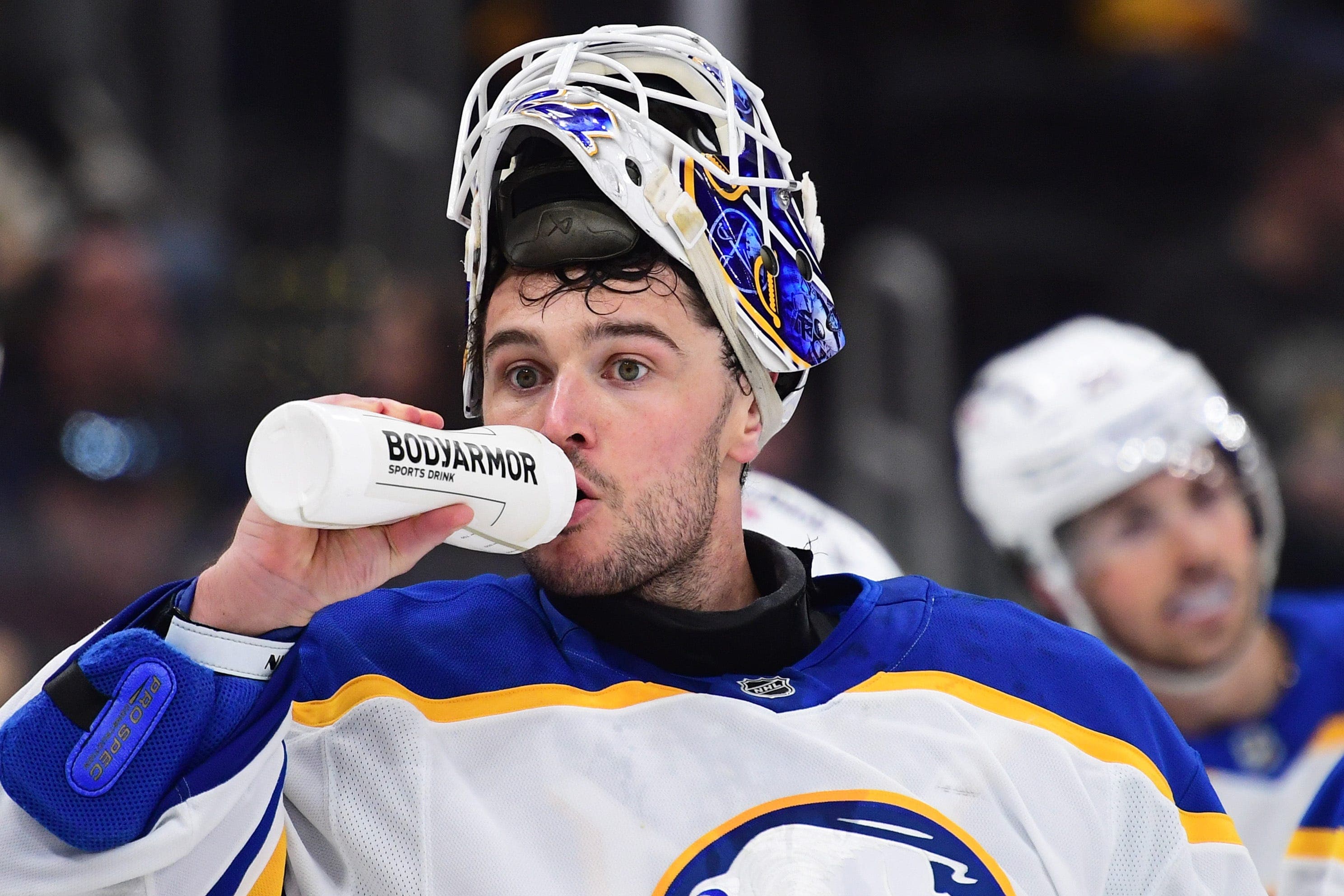 Hockey roundup: Ex-Wings goalie Lyon leads Sabres into second round