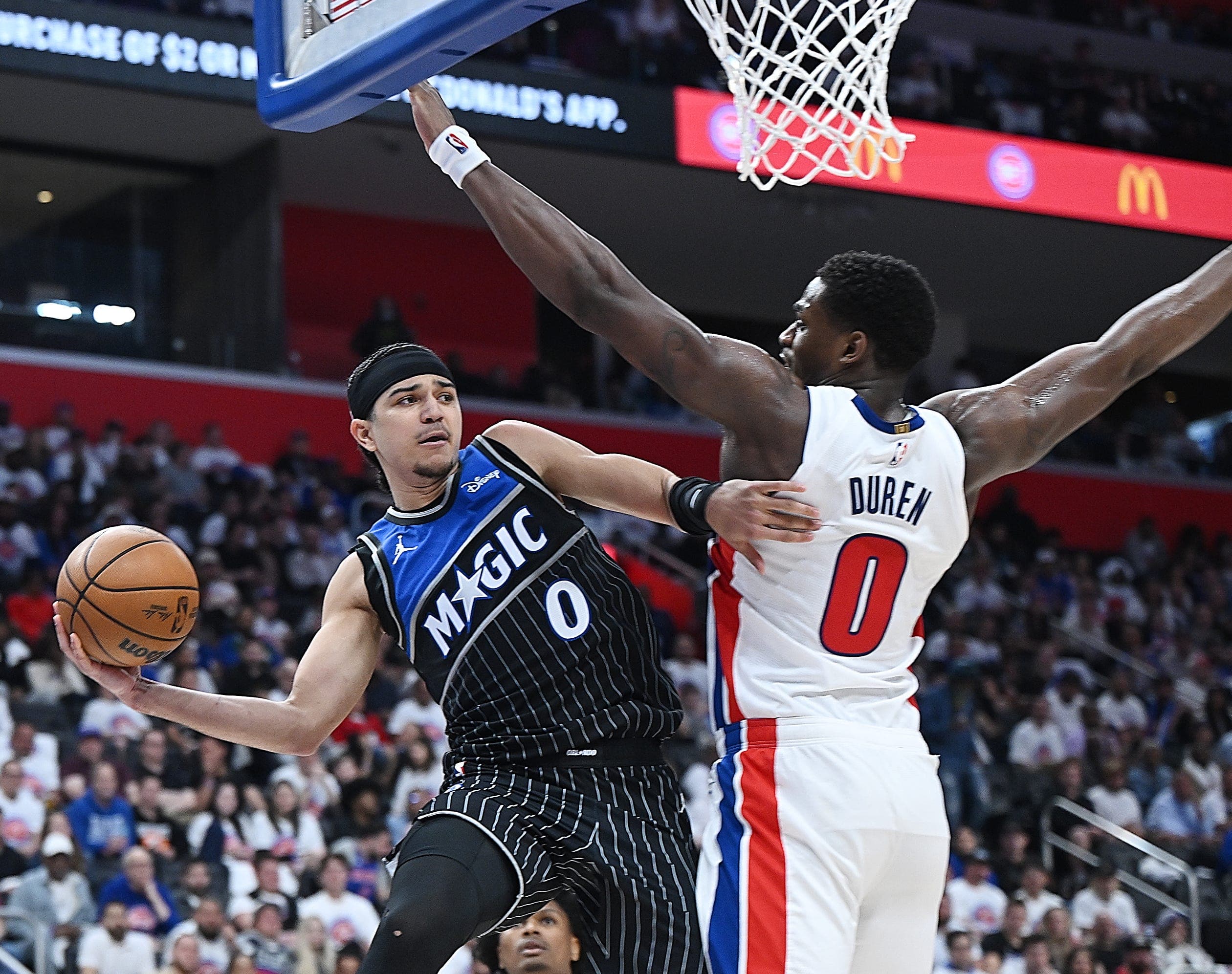 'Disorganized' Magic earn split, blitzed 30-3 in loss to Pistons