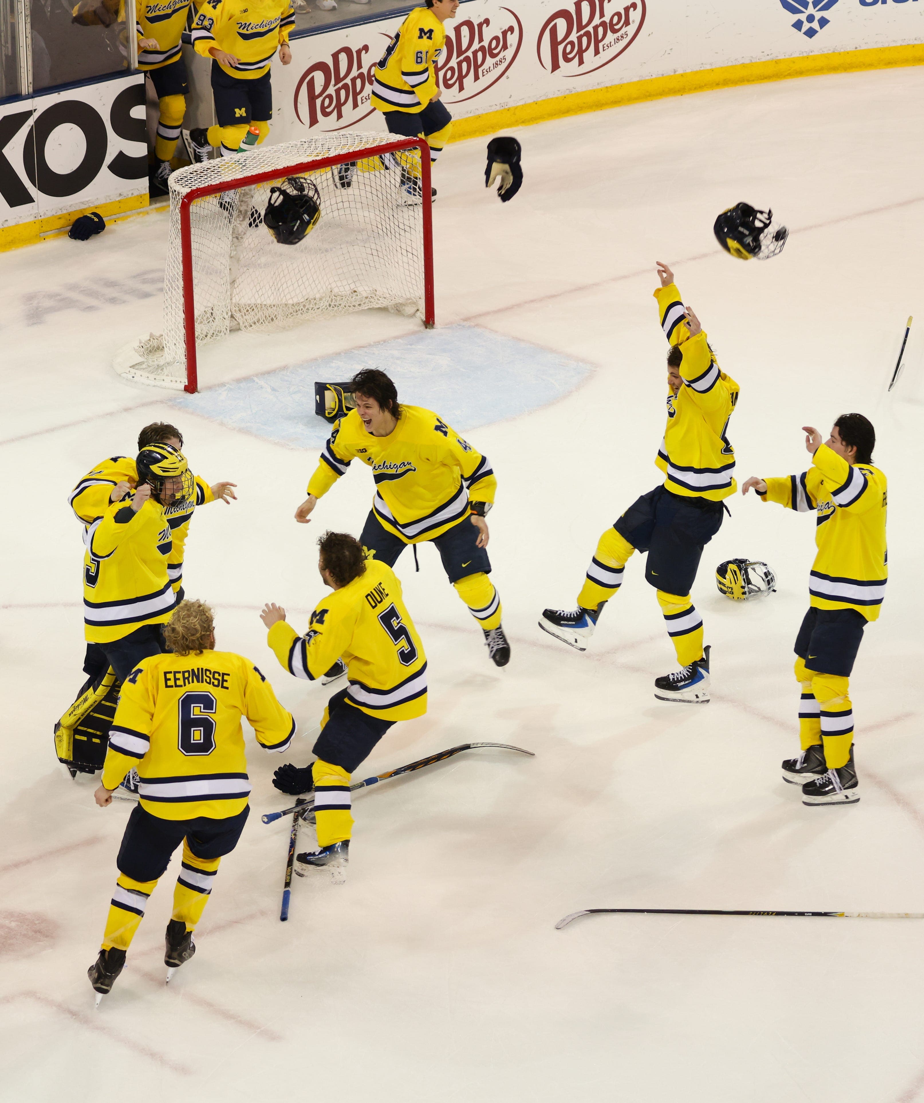In NCAA hockey tournament, Michigan, MSU, WMU all earn No. 1 seeds