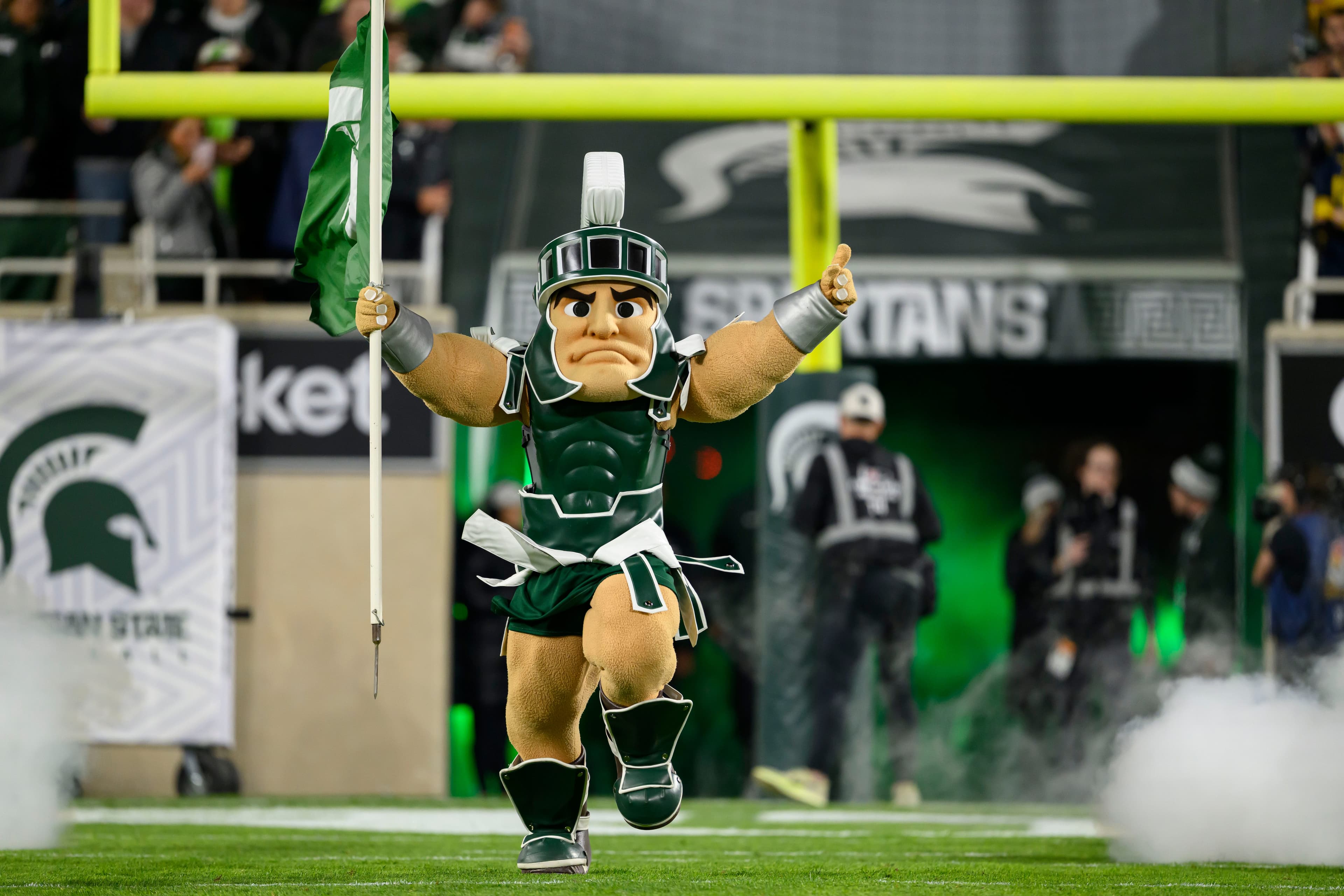 Spartans Mobile phone network could kick 7% of bills to MSU athletics