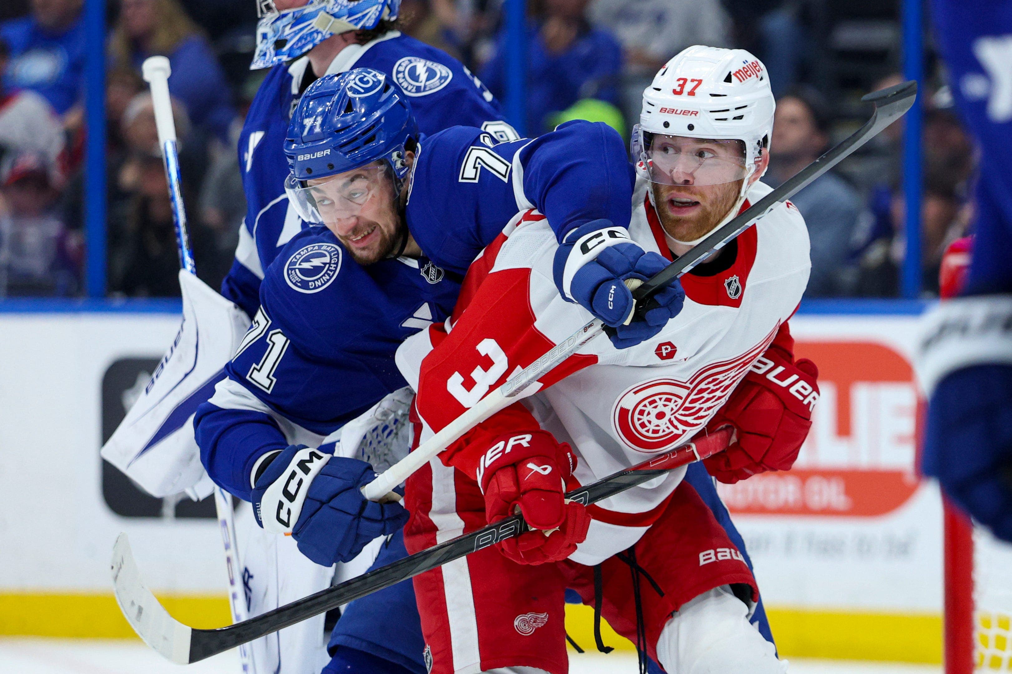 Live updates: Red Wings vs. Lightning; Wait till next year