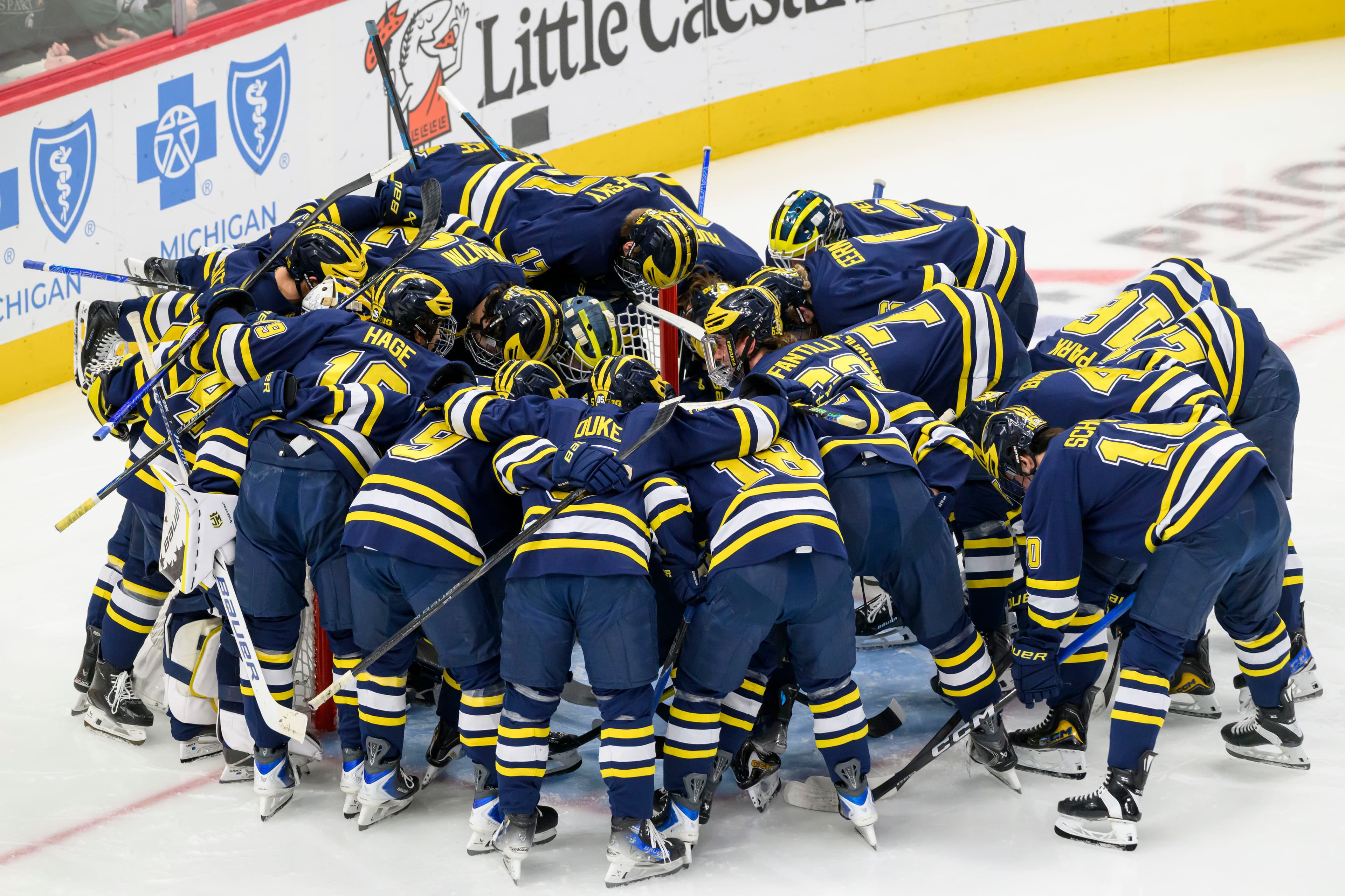 Michigan Stuns Top Polls With Heart-Pumping 24-17 Victory Over Buckeyes!