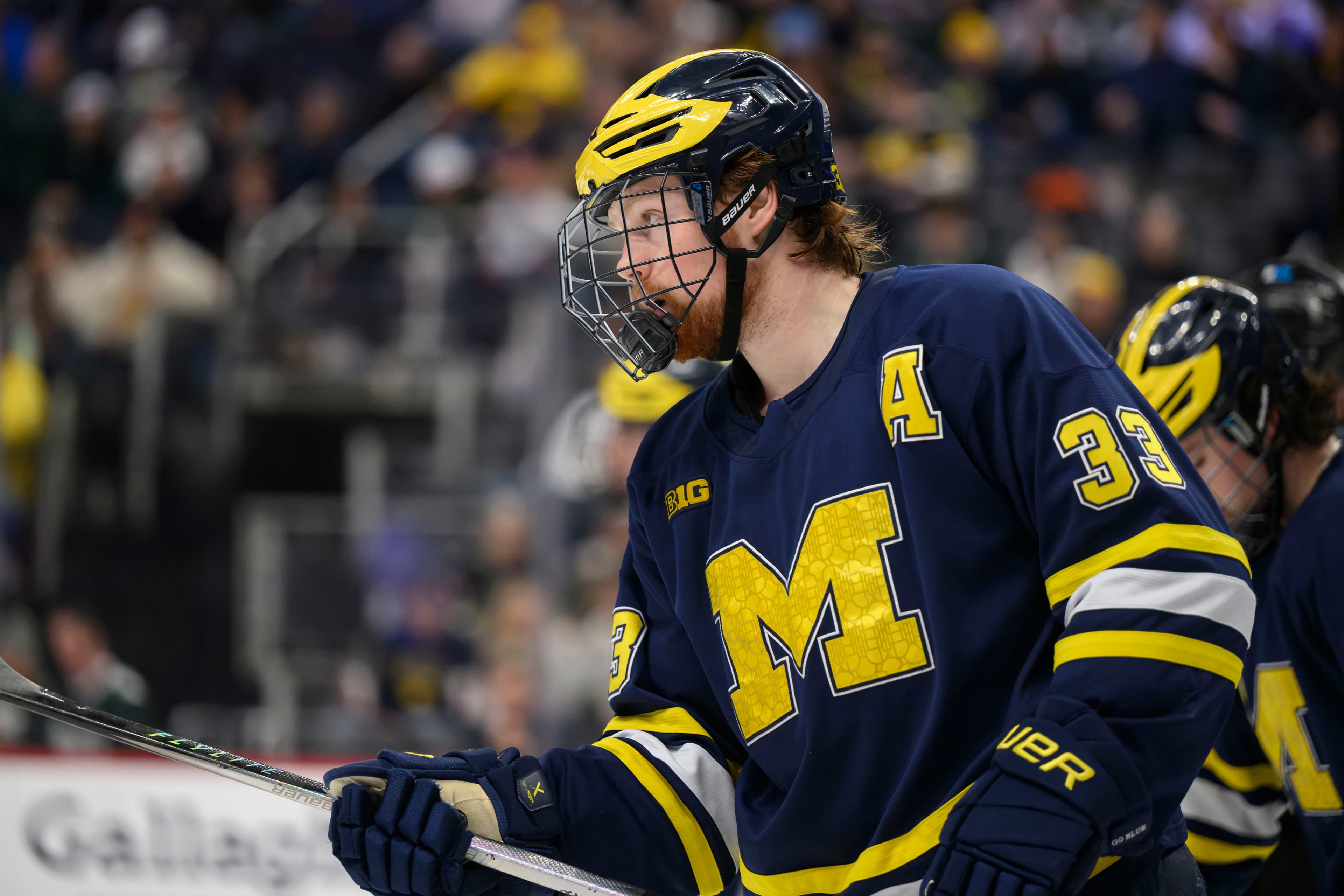 Michigan scores four in third period, beats Ohio State to win Big Ten
