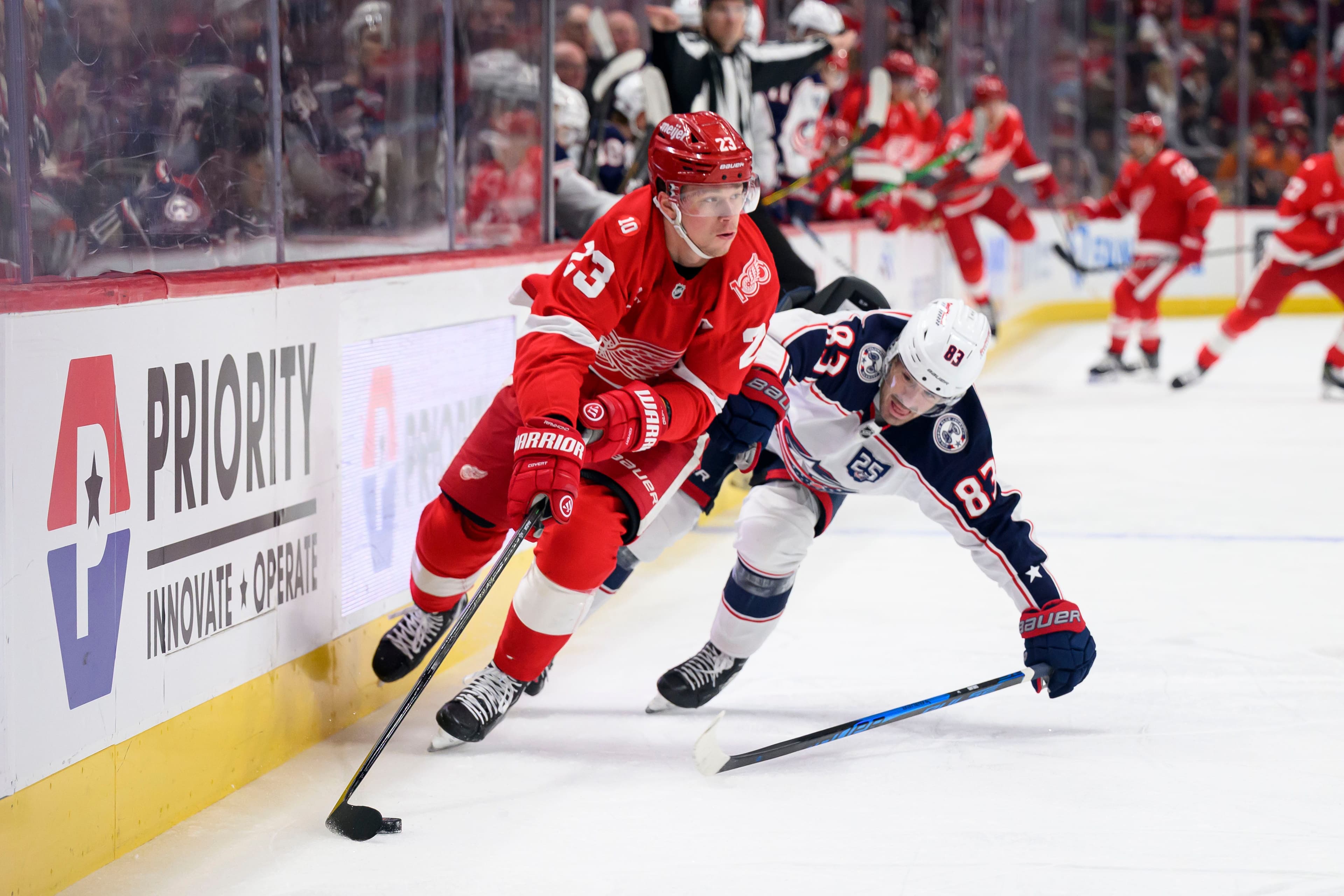 Red Wings haven't played up to standards, but aren't giving up playoff chase