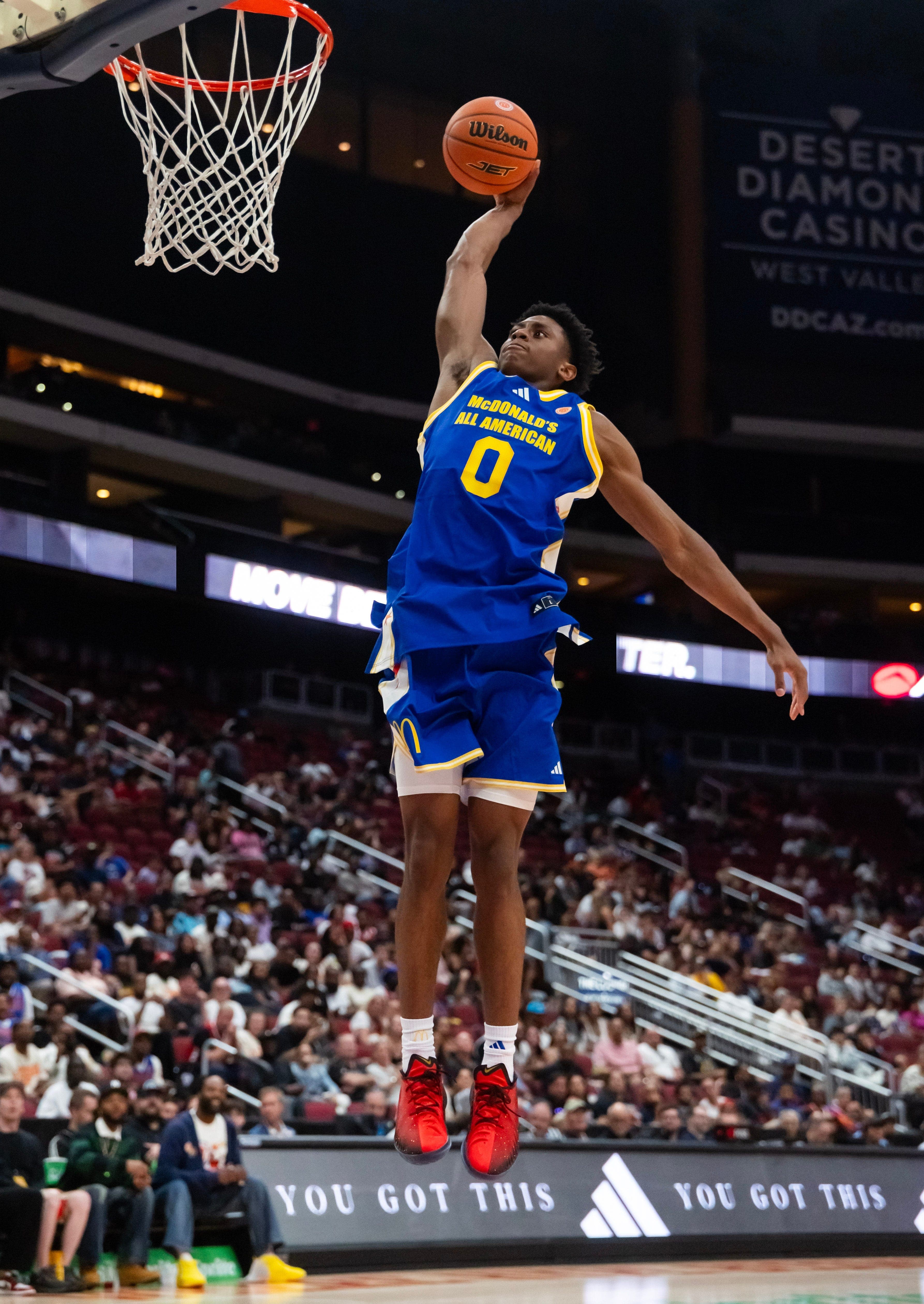 Brandon McCoy Jr., Lincoln Cosby sign to Michigan basketball's 2026 class