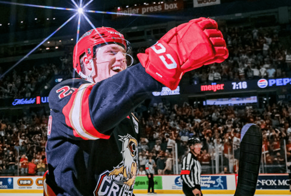 Hockey roundup: Griffins face elimination after overtime loss against Wolves