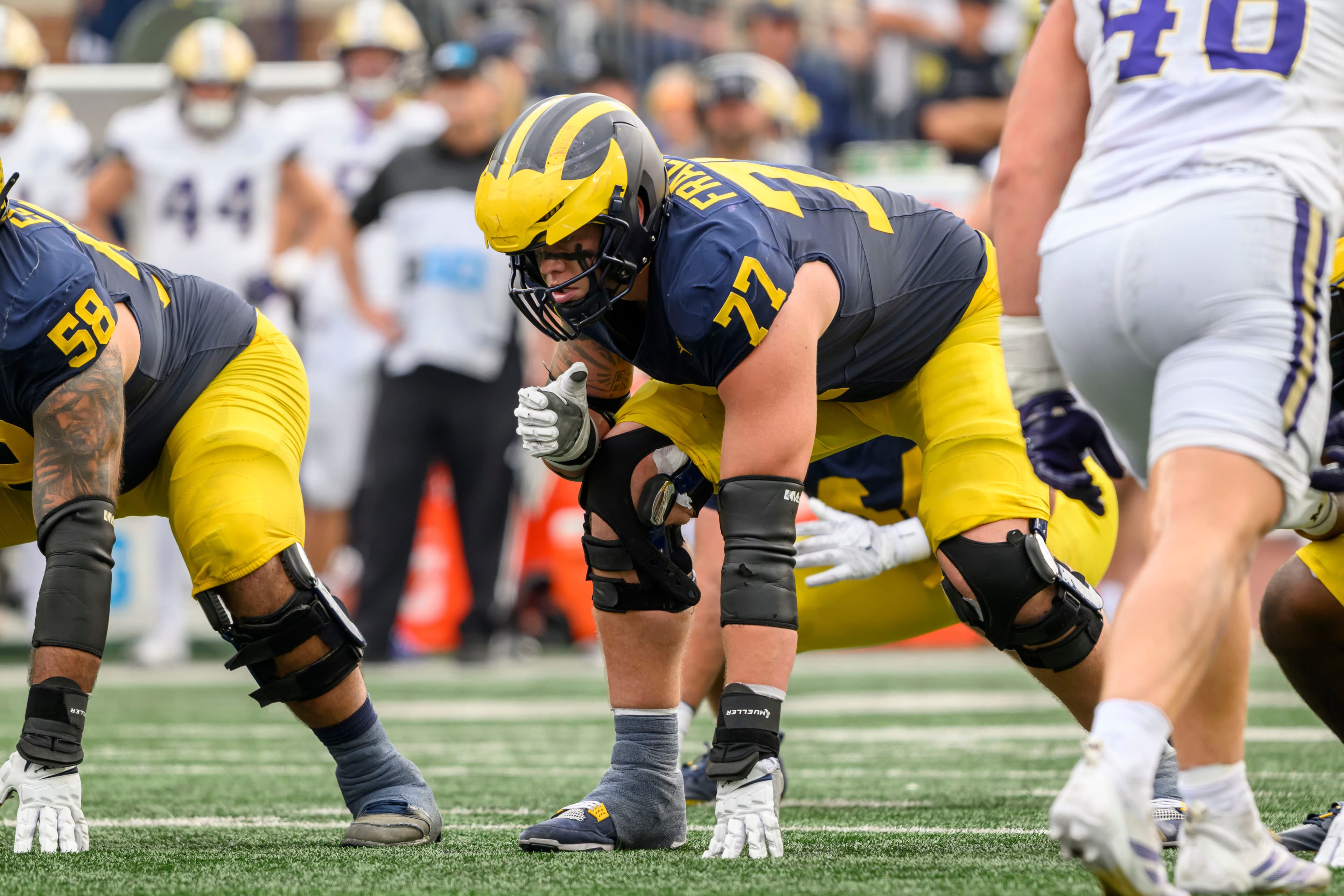 Michigan offensive linemen buying in to Harding's no-nonsense approach