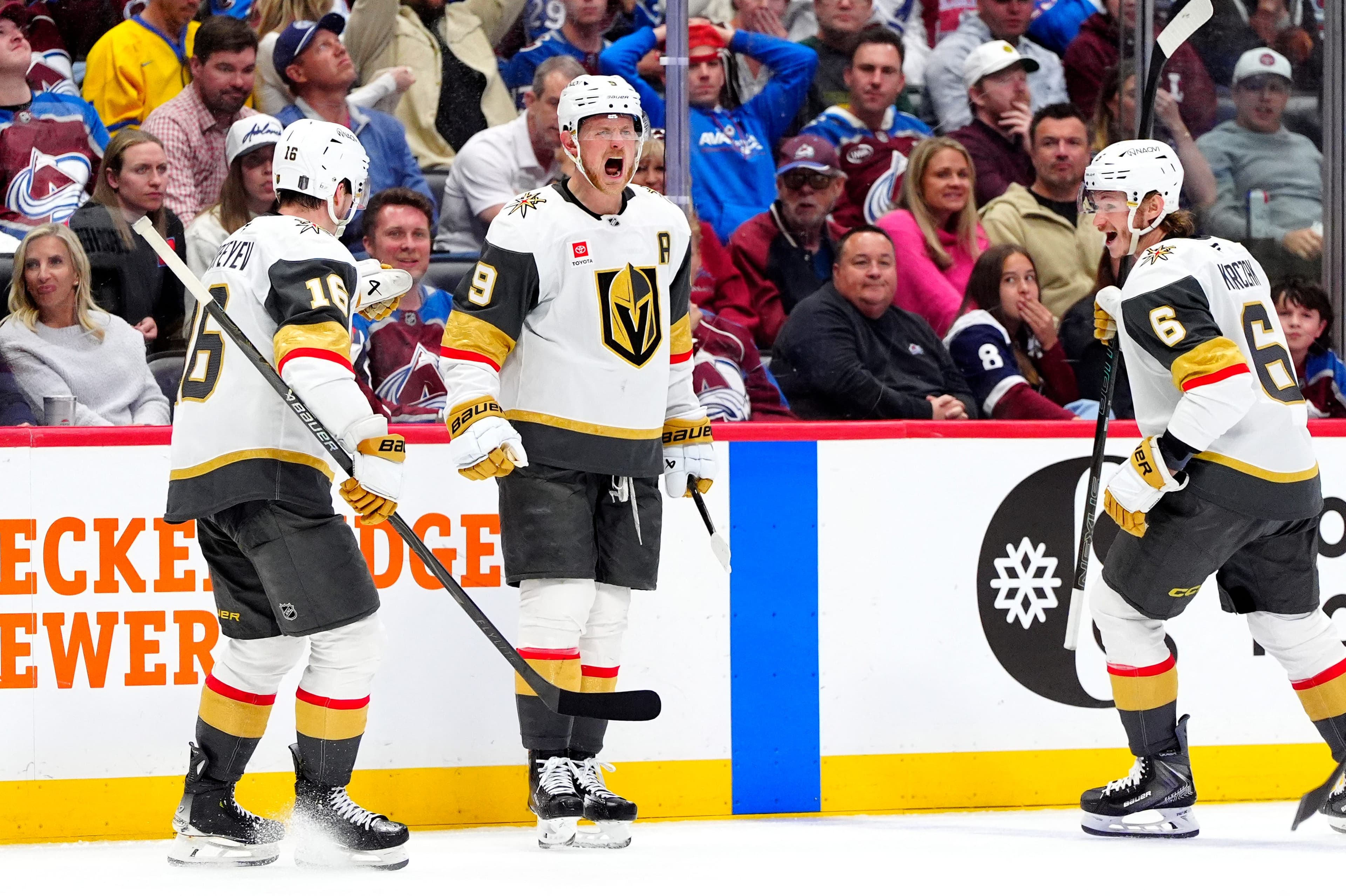 Hockey roundup: Vegas takes 2-0 lead on Colorado; Martyniuk signs with Saginaw