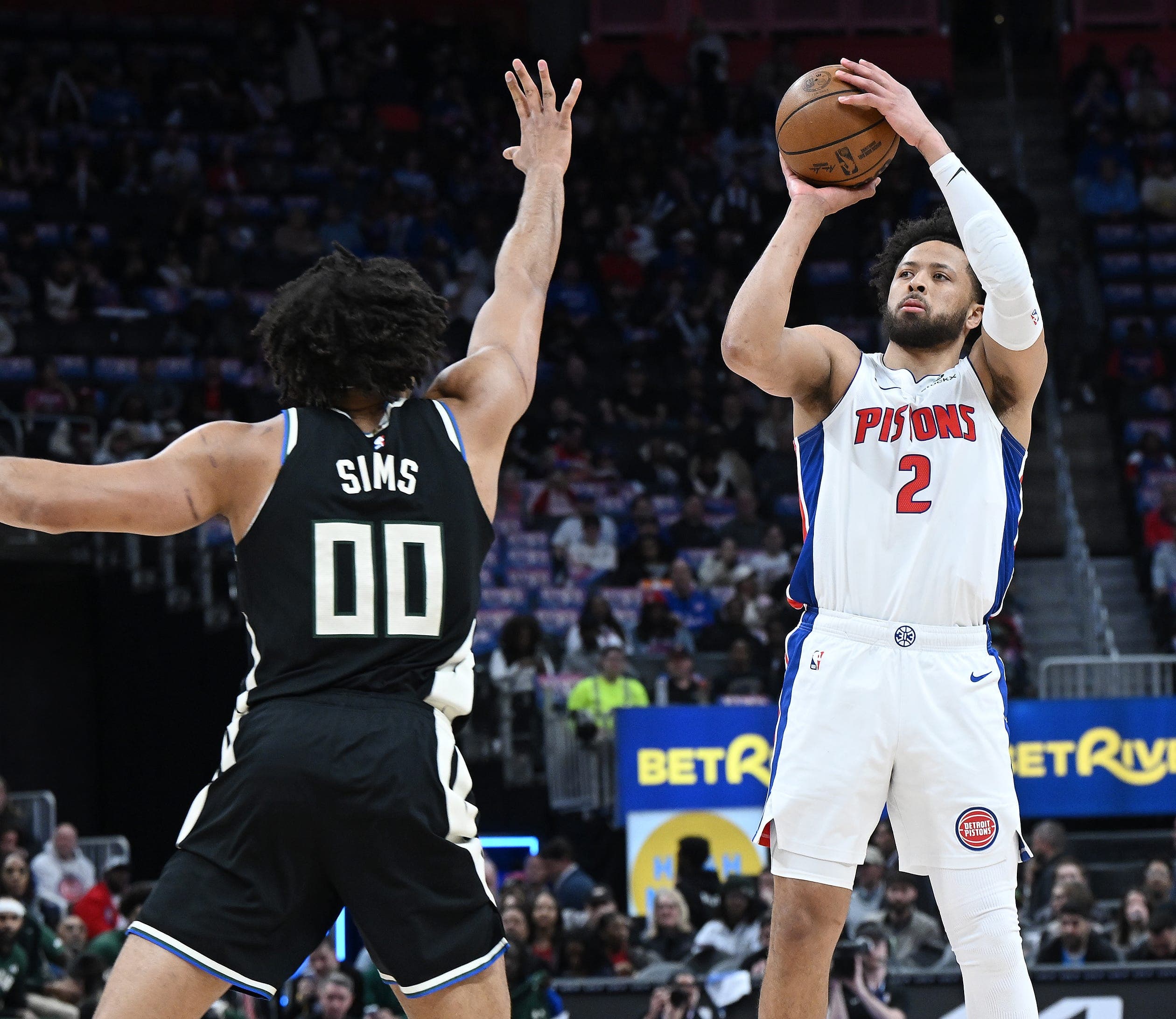 Cade Cunningham posts double-double in return as Pistons rout Bucks