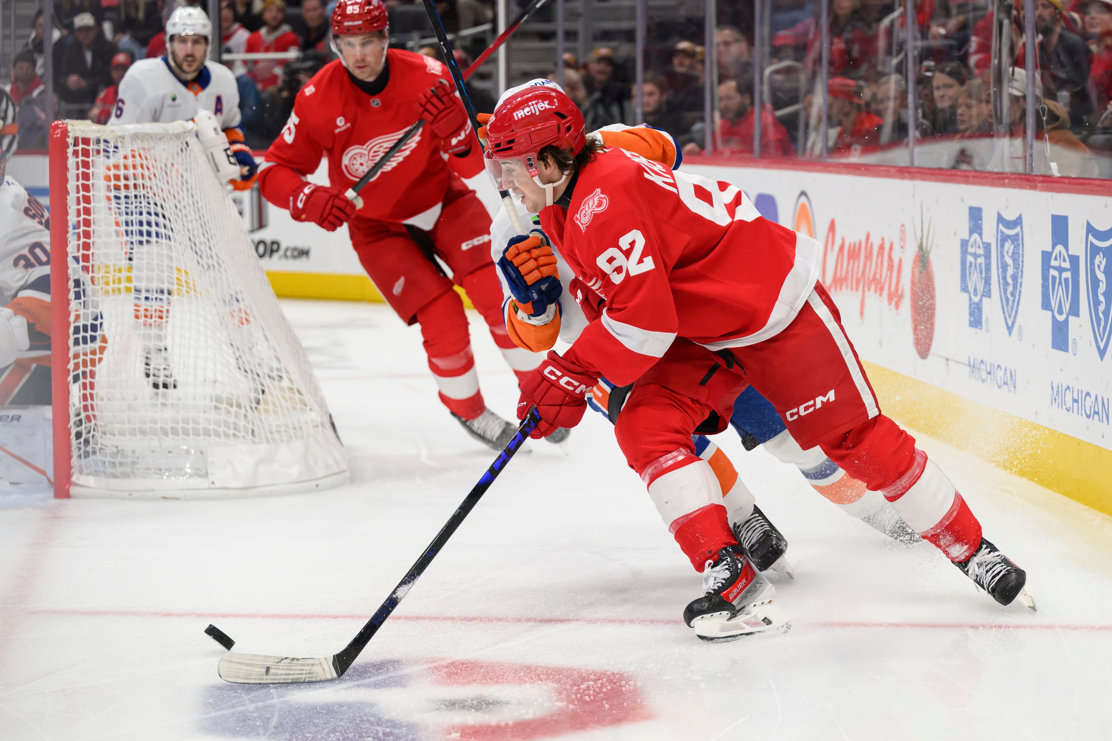Red Wings' Marco Kasper out for world championships with knee issues