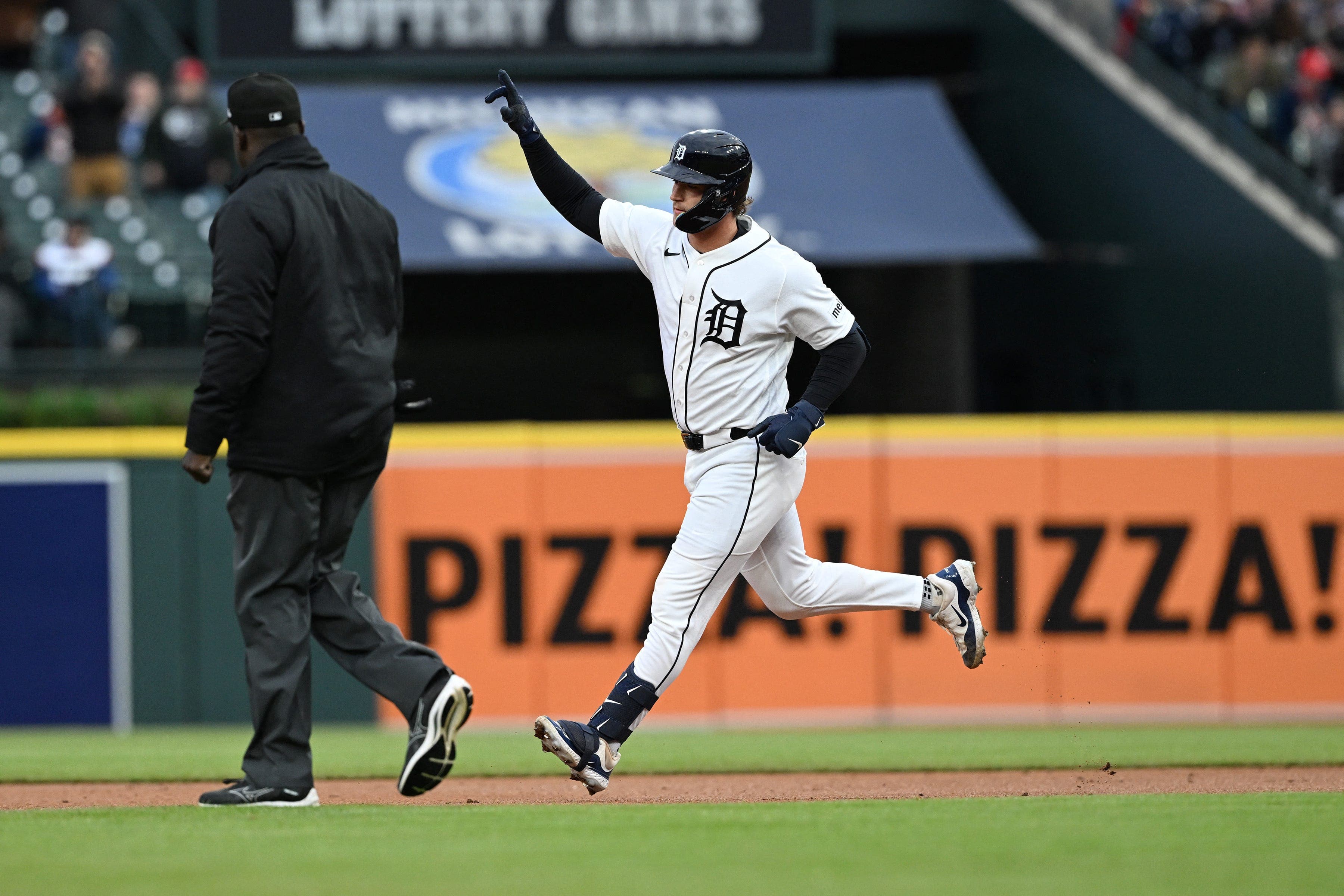 Detroit Tigers defeat Rangers but Gleyber Torres leaves with injury