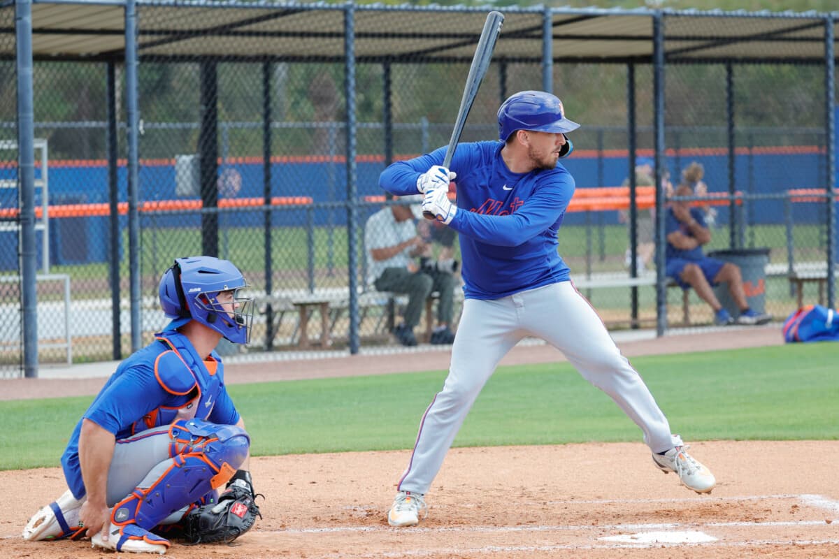 Former Dodgers Fan Favorite Catcher Released by Mets