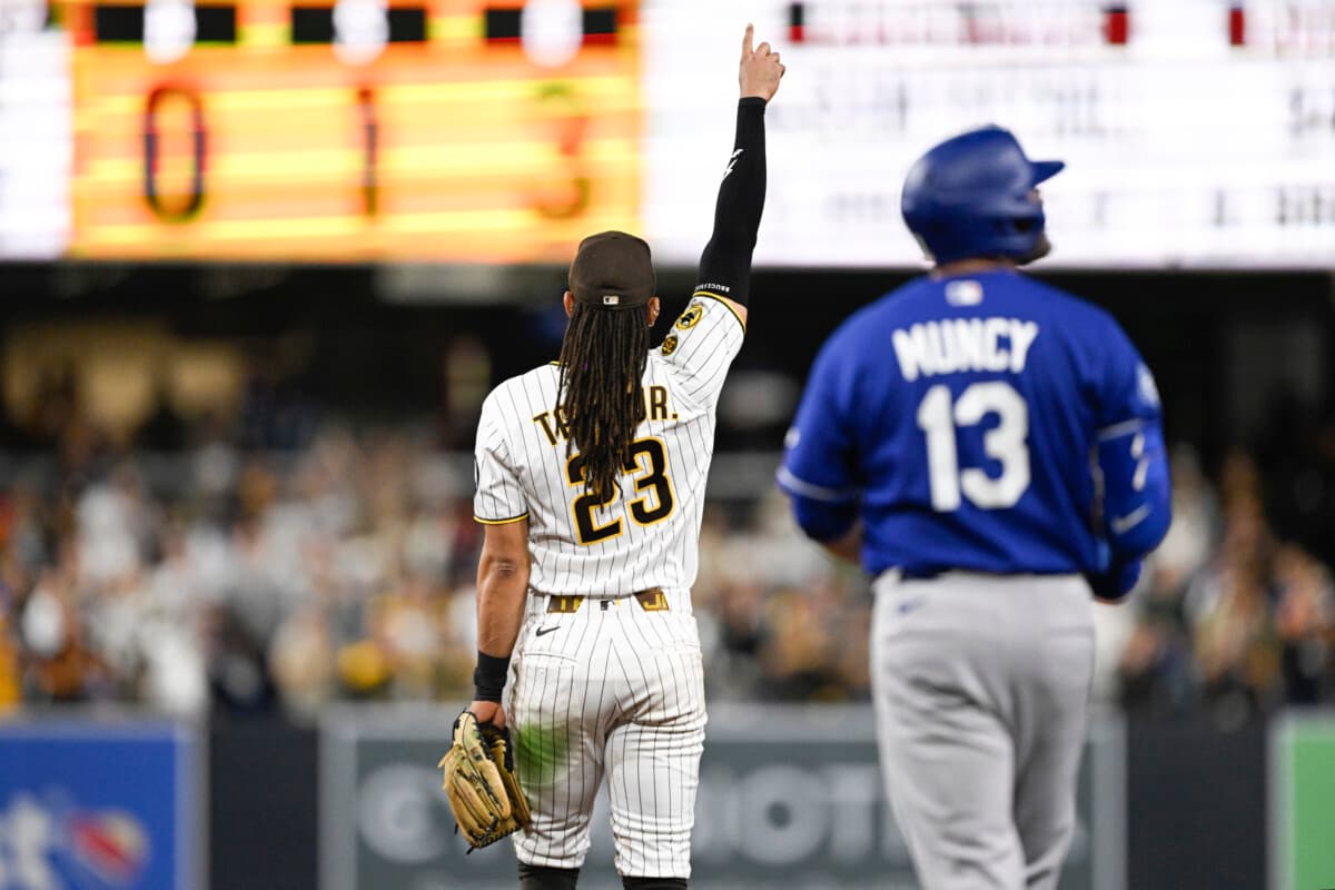 Dodgers Fall to Padres in 1-0 Pitching Duel