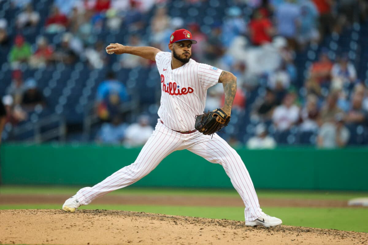 Dodgers Sign New Pitcher Amid Injury Crunch