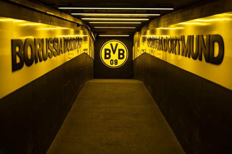Reports: Dortmund in talks to sign Salzburg defender Gadou