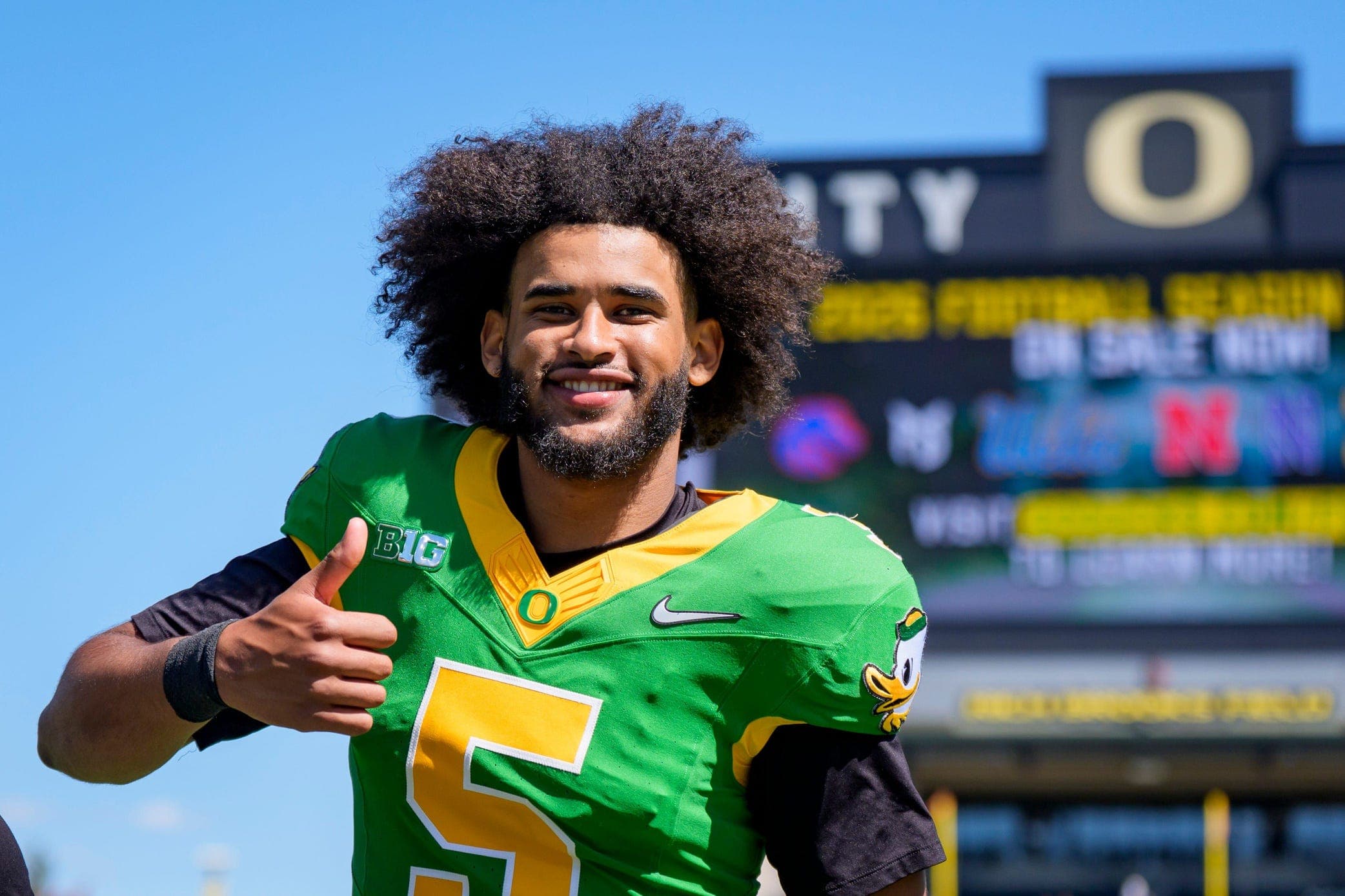 Oregon Ducks have 4 players selected in USA TODAY 2027 NFL mock draft