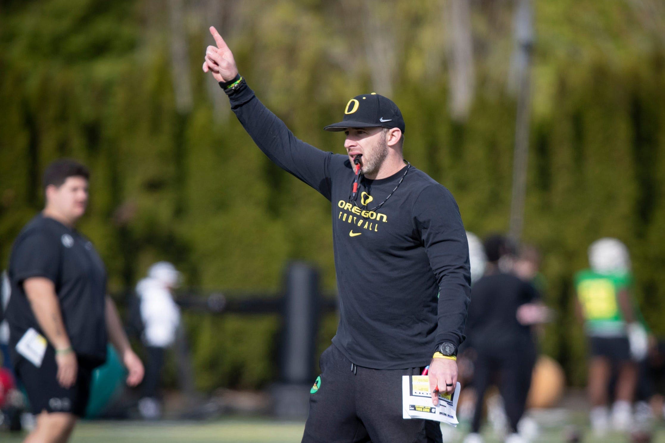 Oregon football roundtable predictions for Ducks 2026 spring game