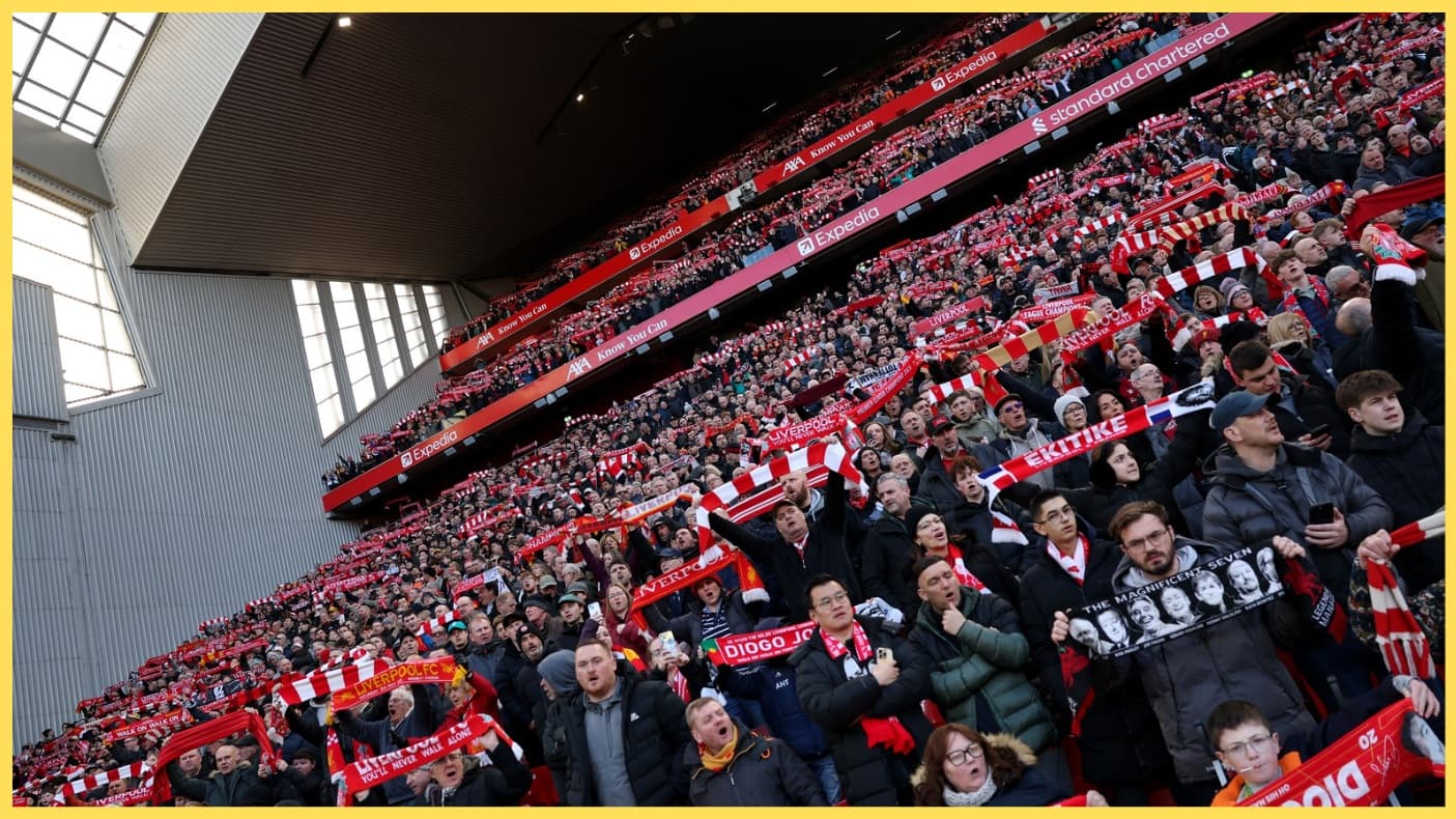 Legendary Driver Sets Fireworks Show, Engaging Fans Until Last Lap!