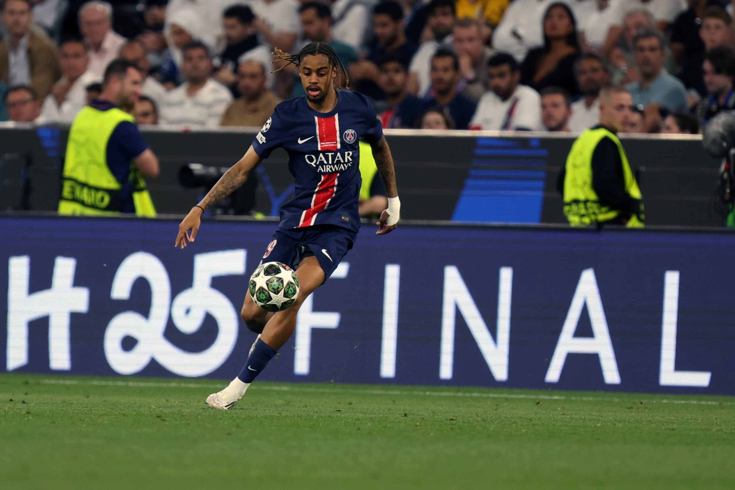 Report: Liverpool set to battle Arsenal in the race for PSG forward