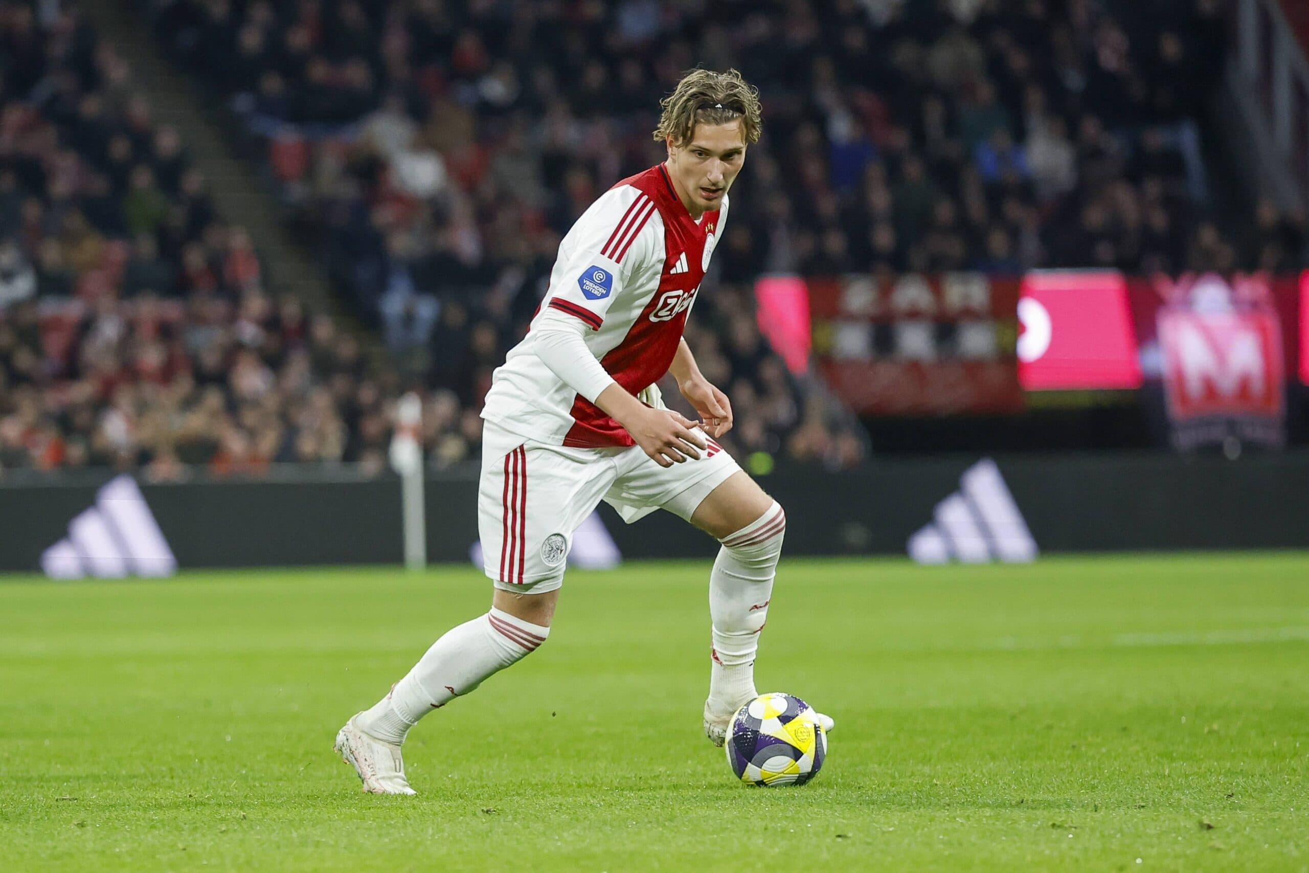 Manchester United told to pay £65m to sign top transfer target – Report