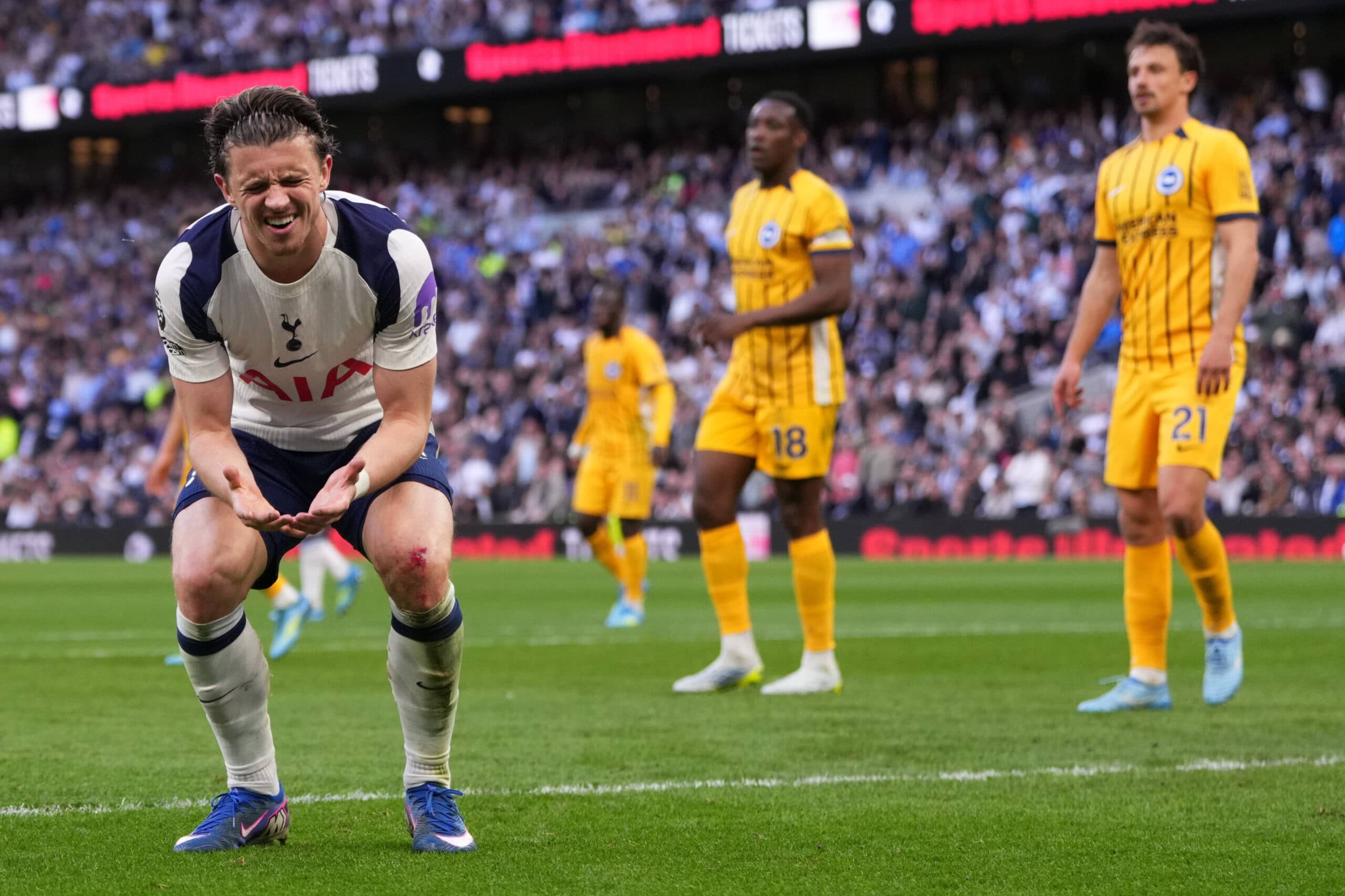 Tottenham 2-2 Brighton, Late Rutter Goal Leaves Spurs in Trouble
