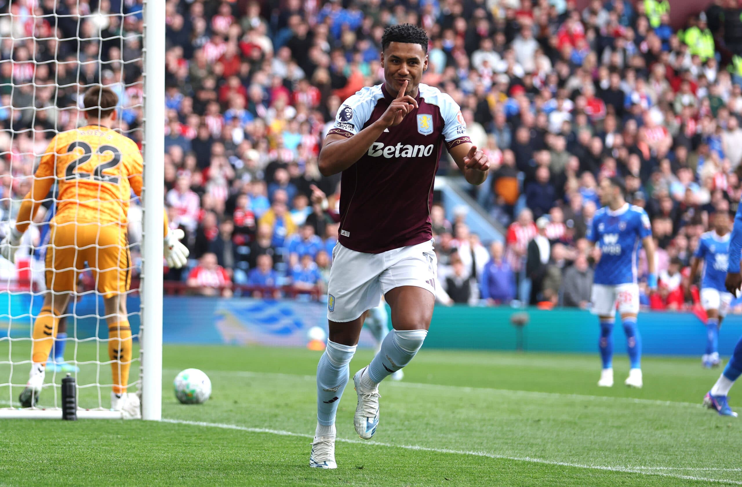 Player Ratings: Ollie Watkins scores twice as Aston Villa beat Sunderland