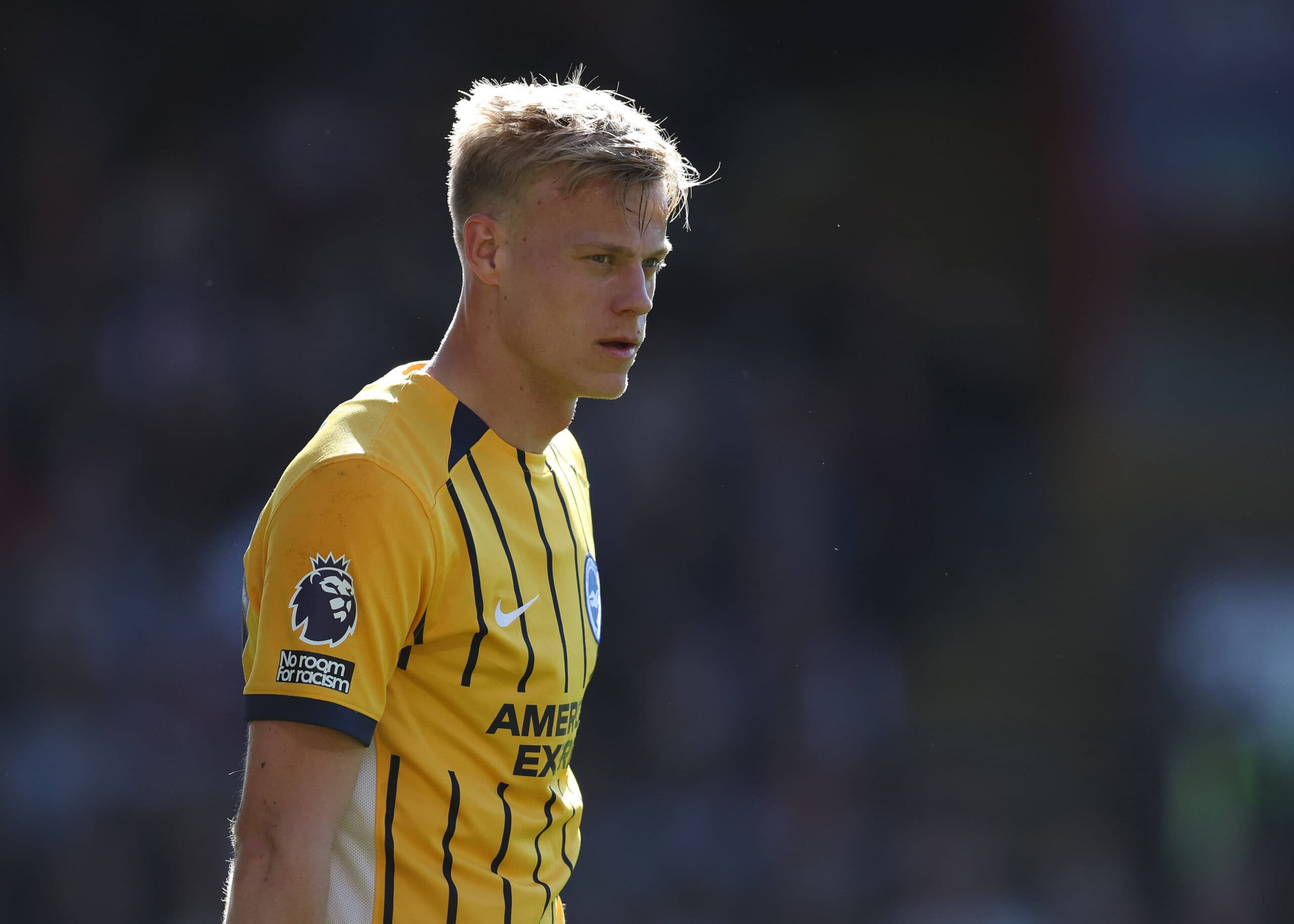Report: Tottenham Hotspur considering move for Premier League defender
