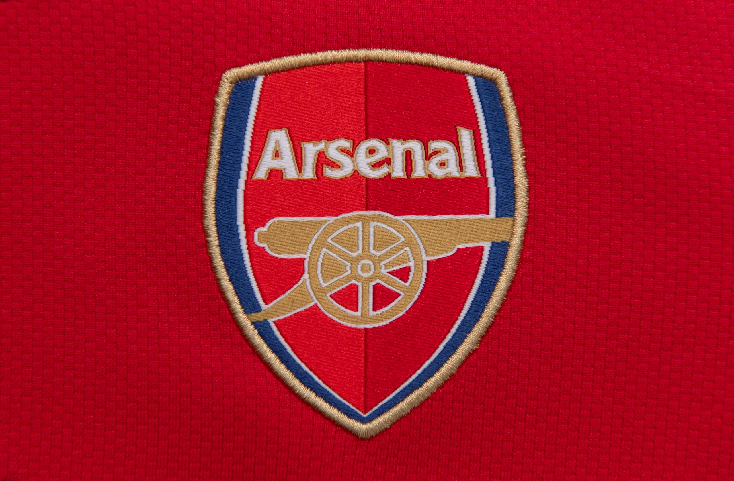 Arsène Wenger Races for Premier League Glory as Armenia Stars Sputter